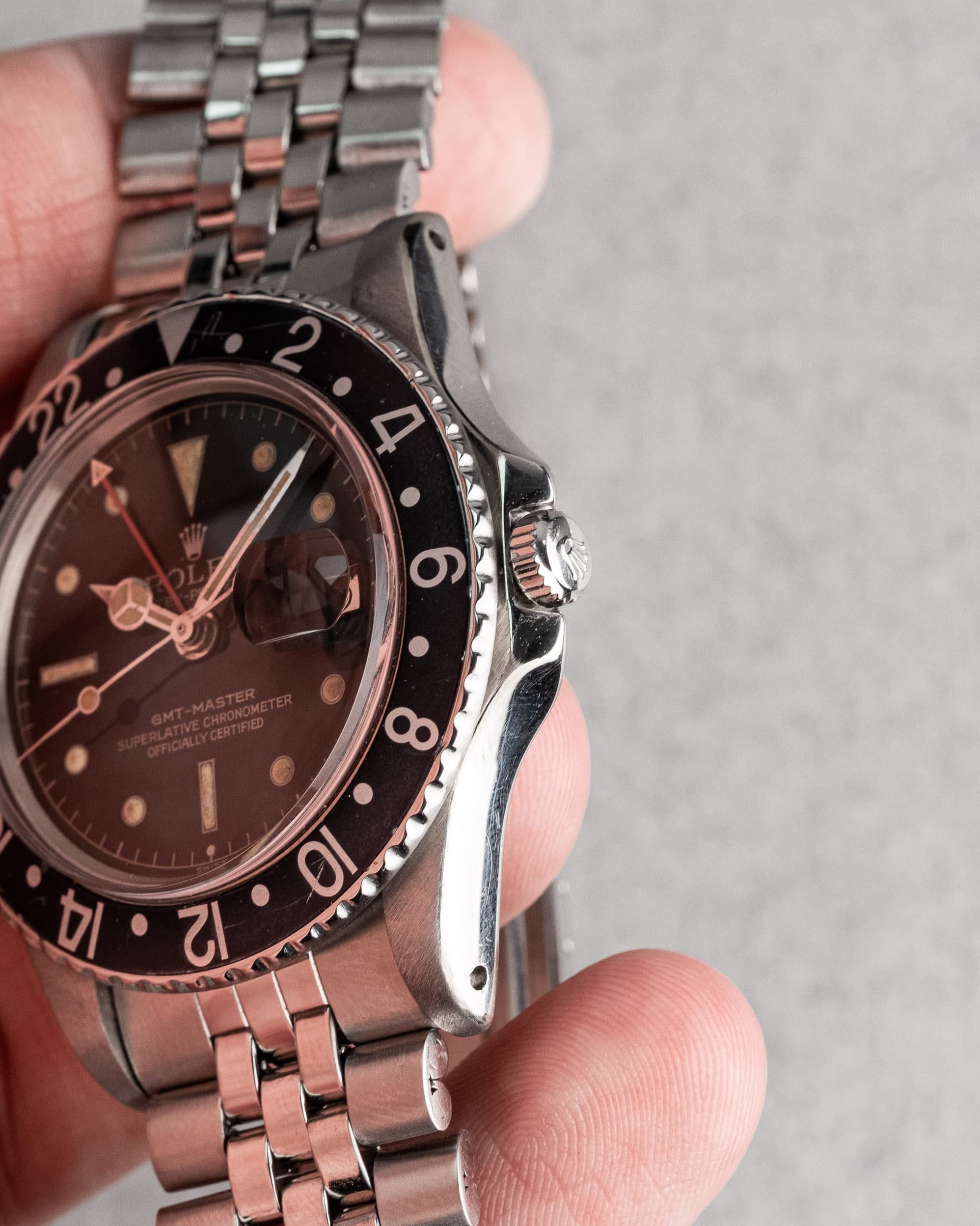 FXBP Rolex GMT-Master 1675 Gilt PCG/Cornino Exclamation Point Chapter Ring de 1963 - Right side