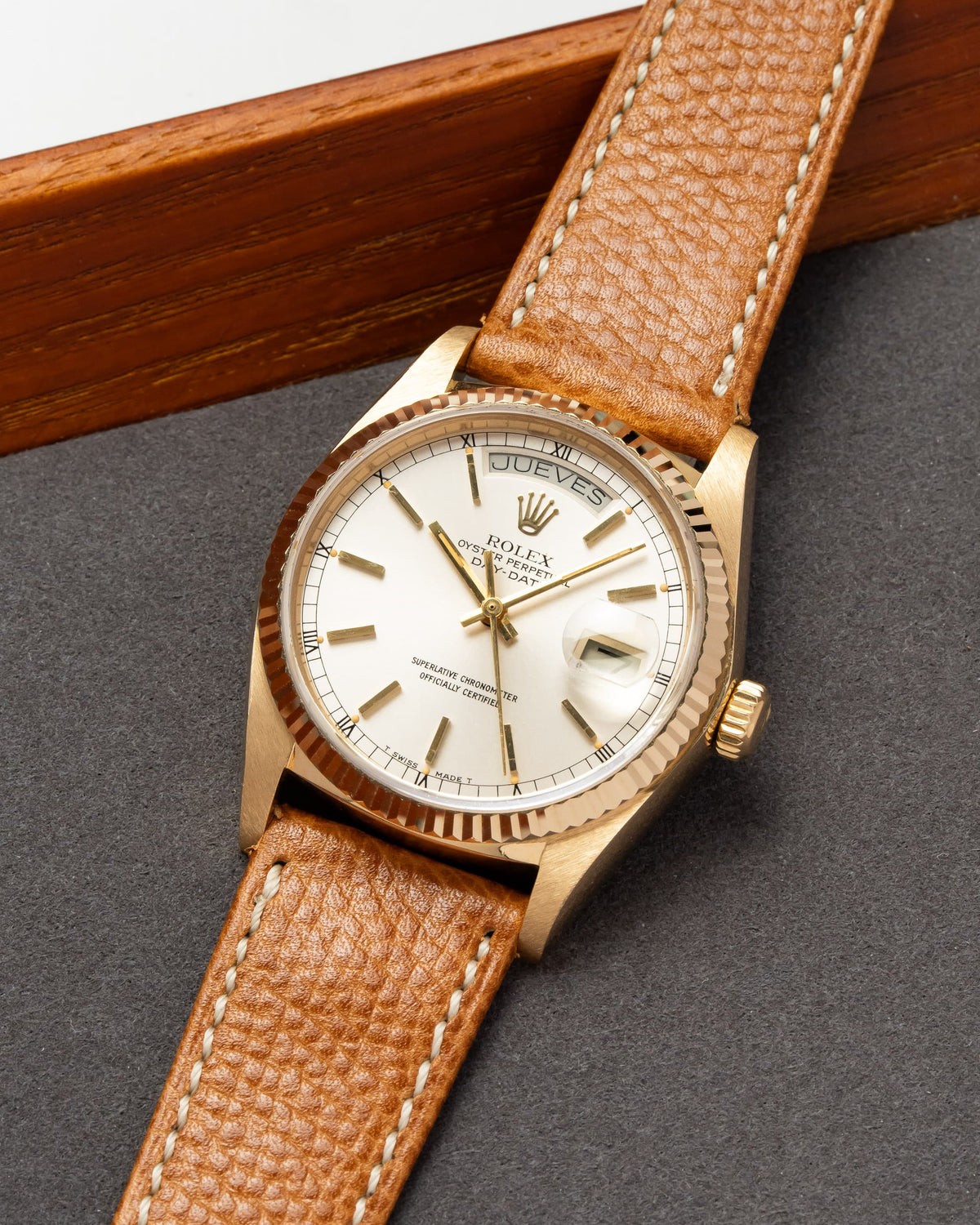 G24K Superbe Rolex Day-Date réf. 18038 de 1978 en or jaune - Overview