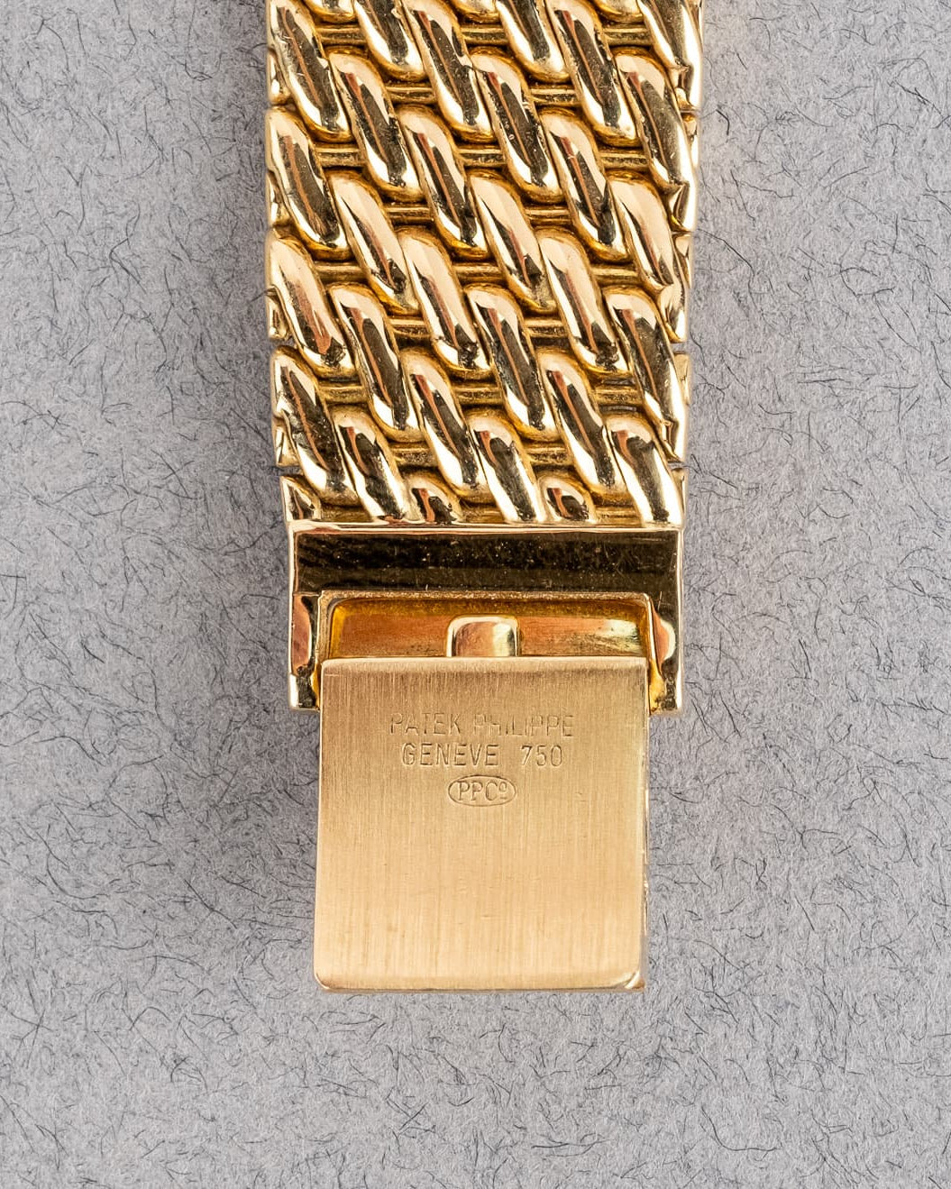 GYFJ Patek Philippe 3738/117 Ellipse d'Or « Jumbo » Automatique Sigma, Cal. 240 Micro-Rotor - Buckle Inside