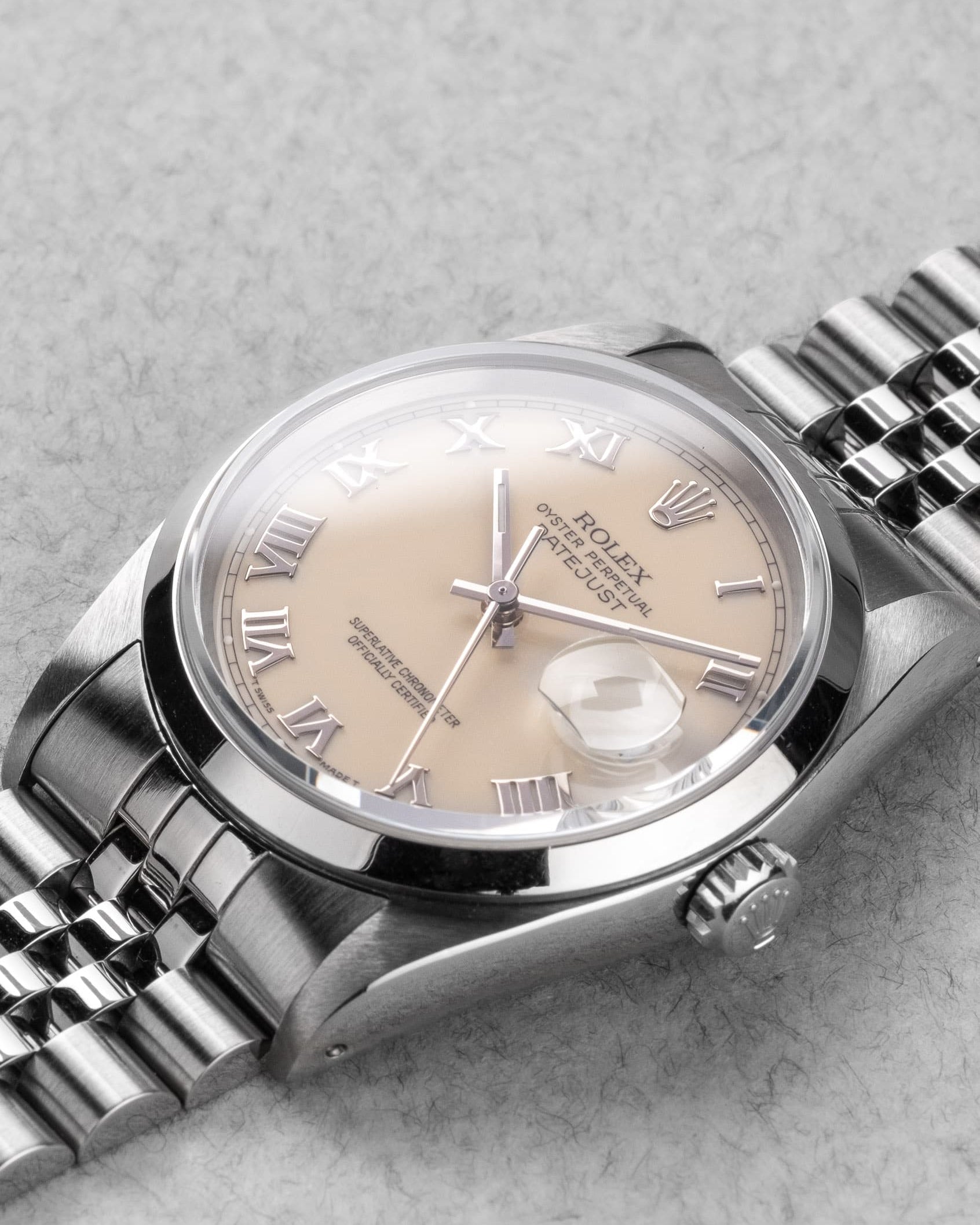 HBUB Rolex Datejust 16200 « Ivoire/Crème » de 1991 - Three Quarters