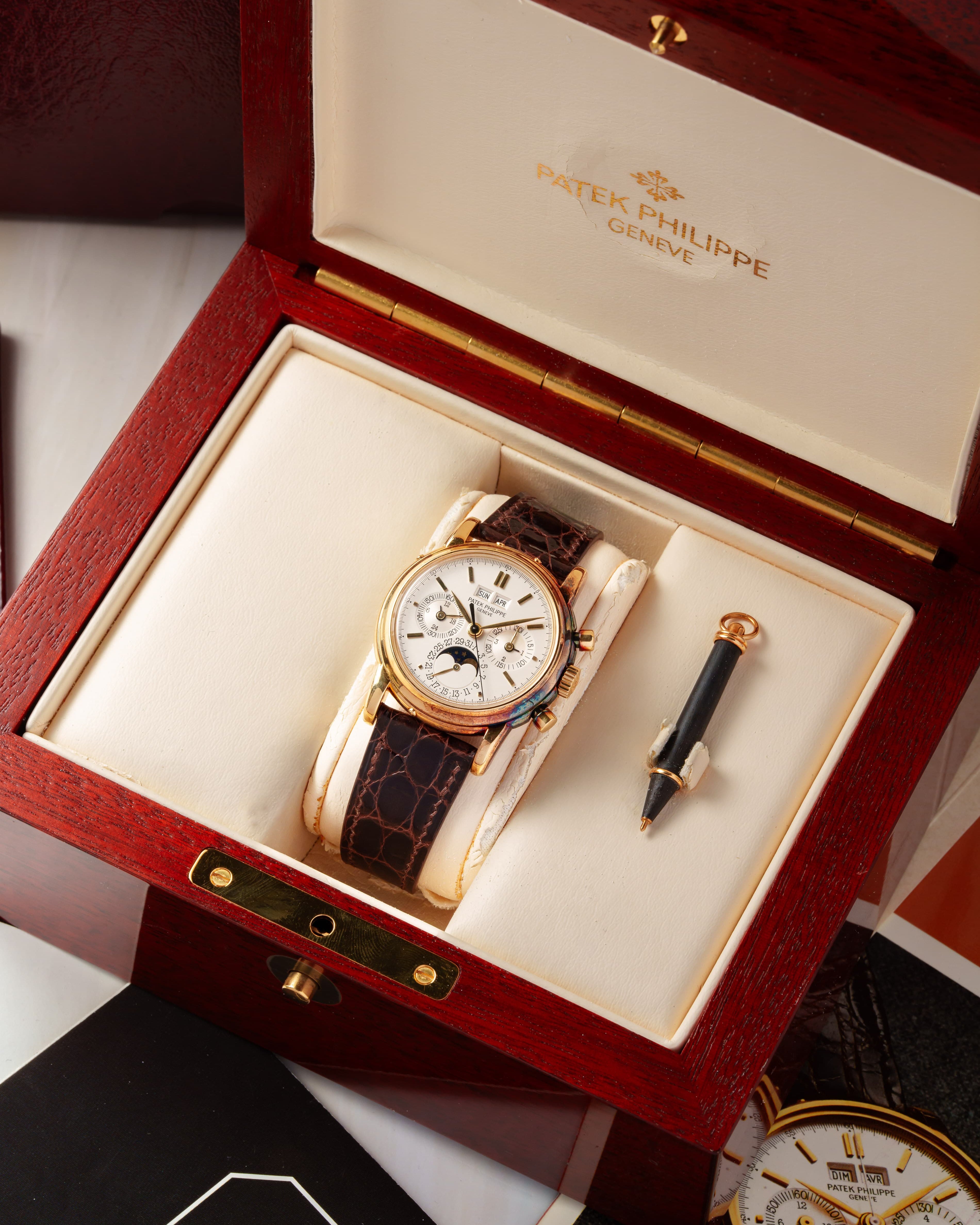 HMU5 Exceptionnel Patek Philippe réf. 3970 – « Very Early Second Series » + Full Set - Box