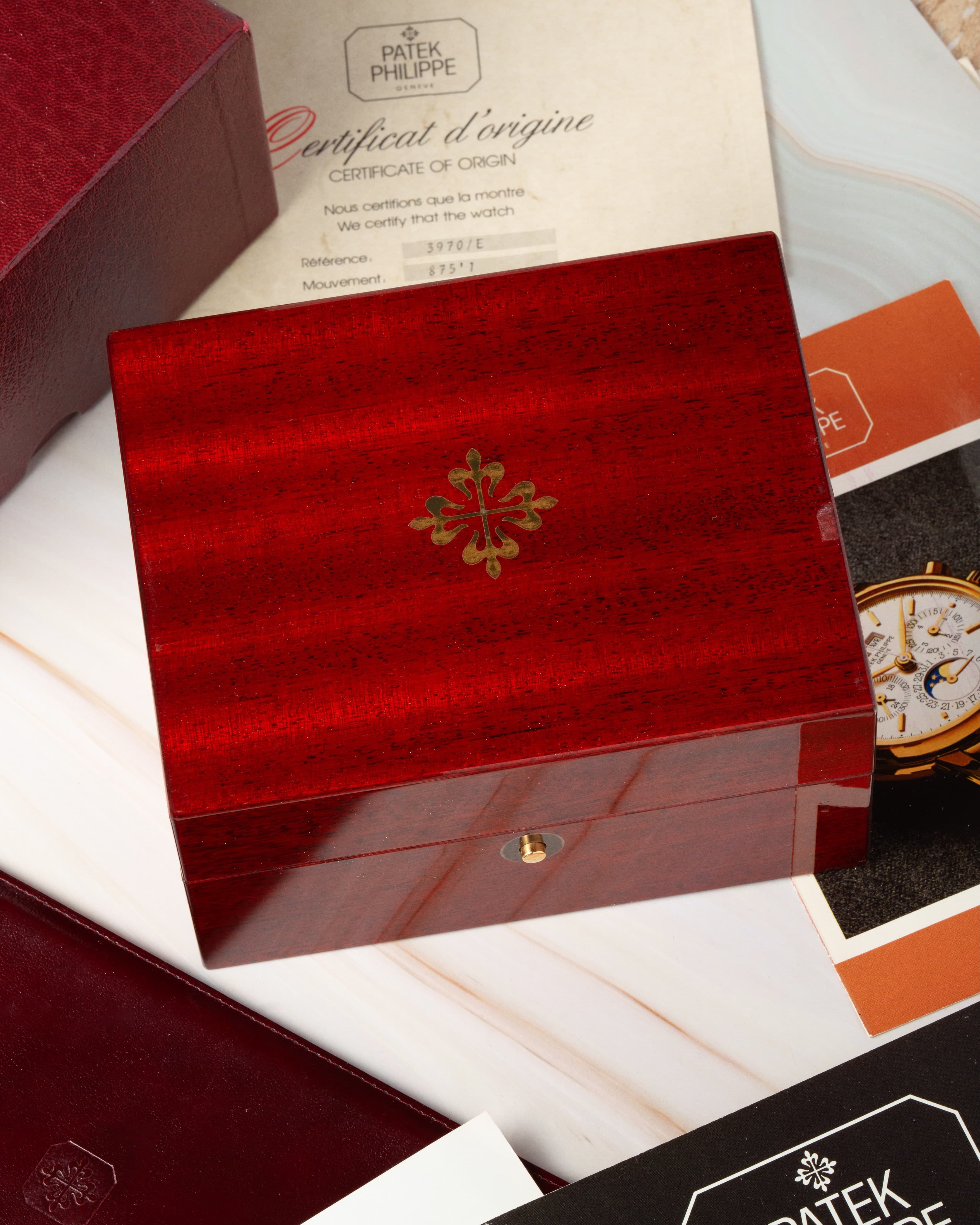 HMU5 Exceptionnel Patek Philippe réf. 3970 – « Very Early Second Series » + Full Set - Box