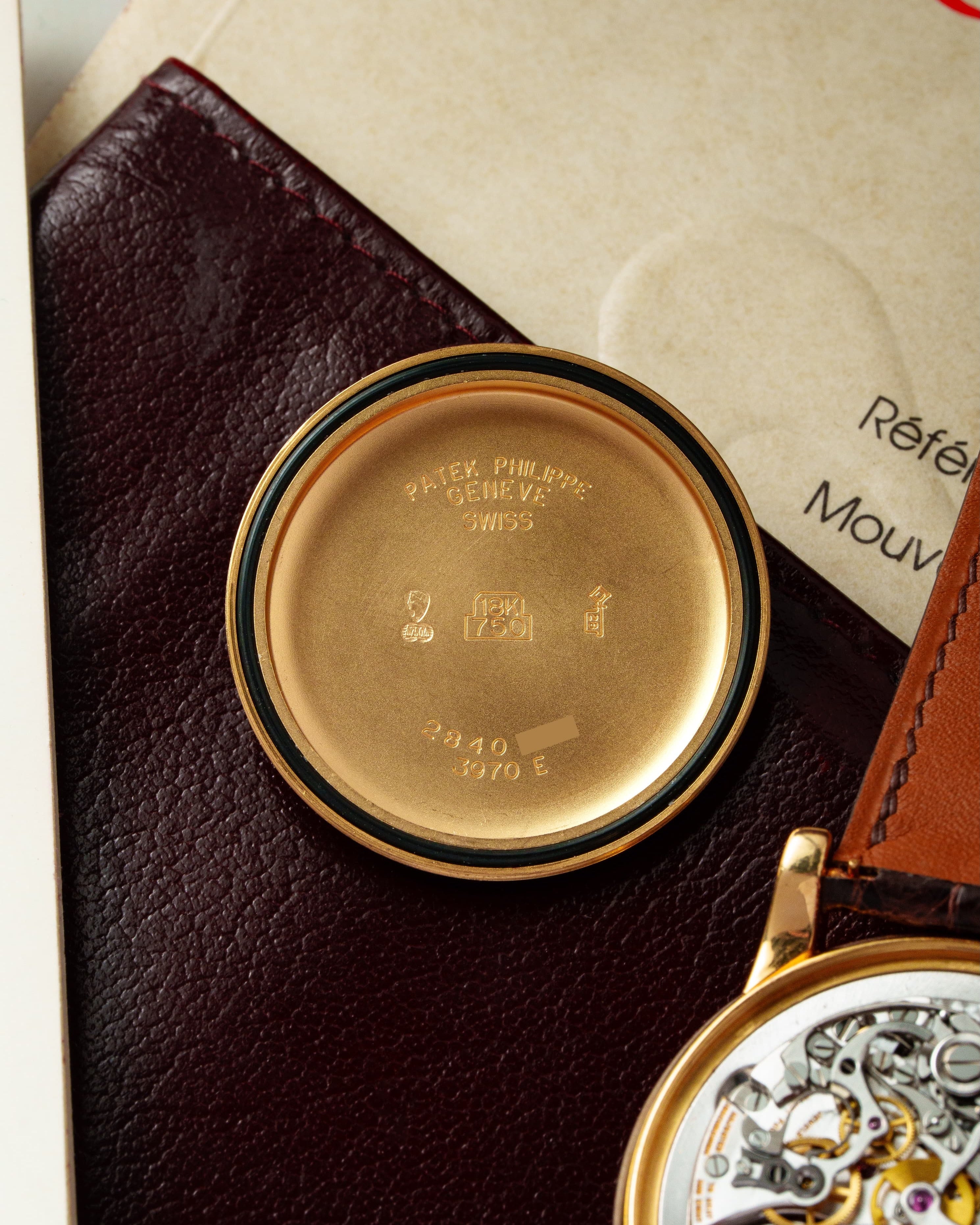HMU5 Exceptionnel Patek Philippe réf. 3970 – « Very Early Second Series » + Full Set - Inside case back