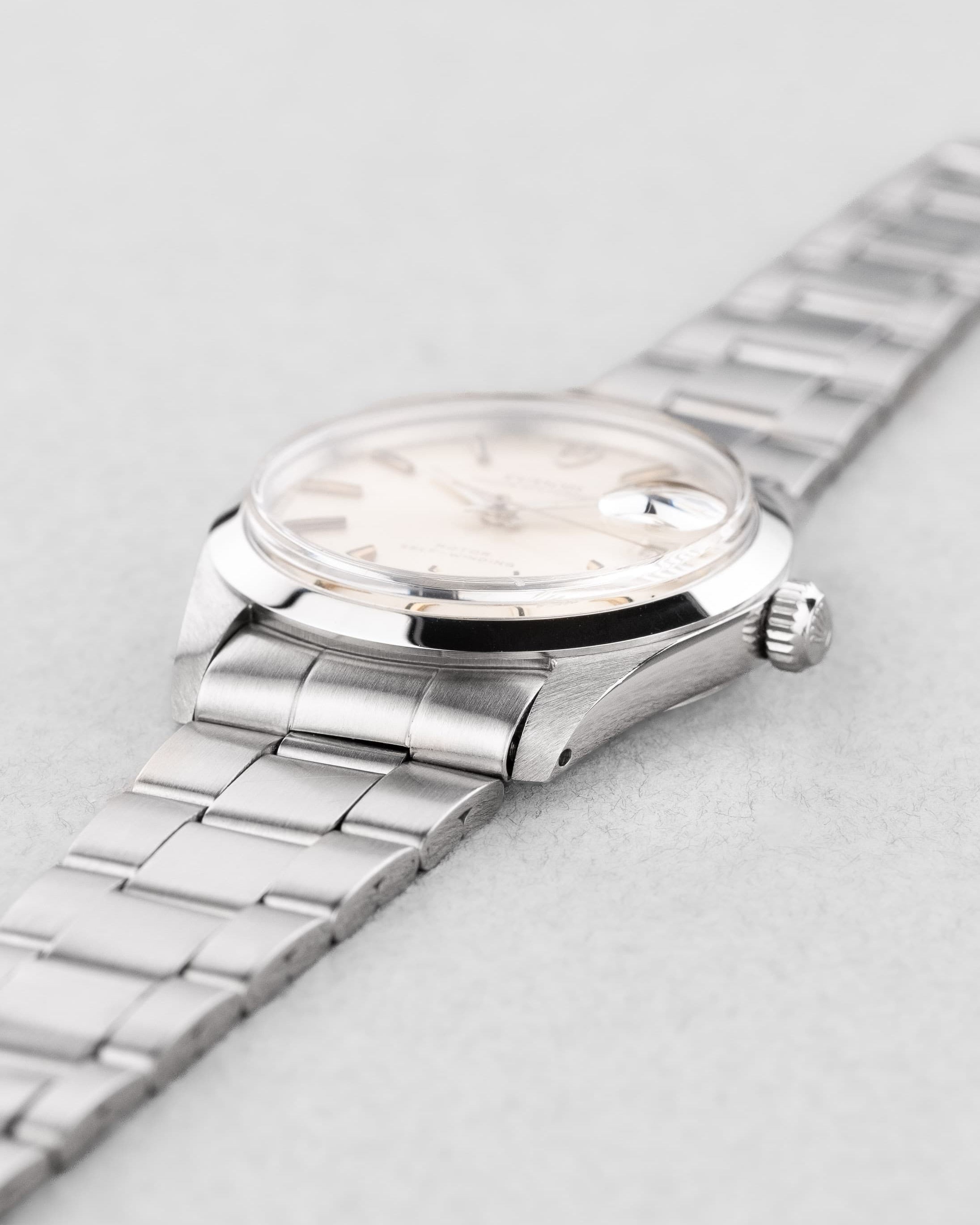 HXZE Tudor Prince Oysterdate réf. 9050/0 de 1969 - Feature