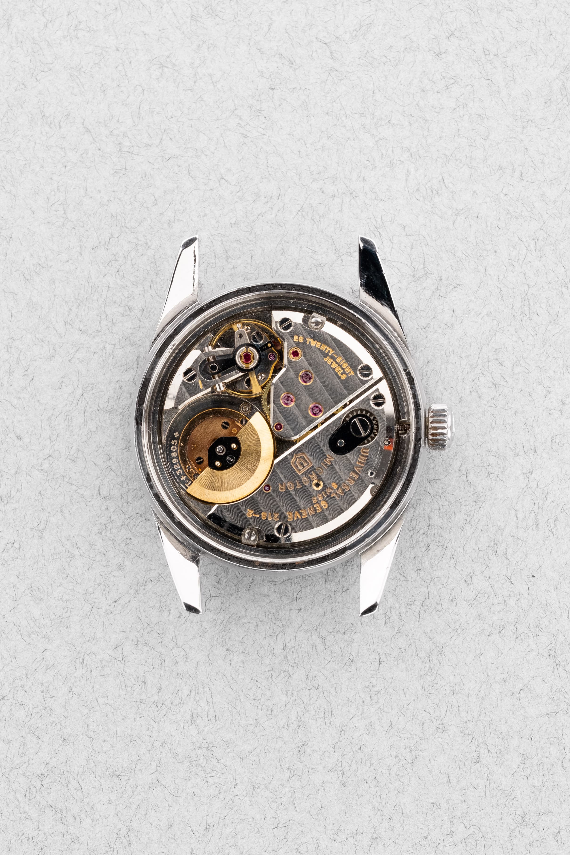 J58H Superbe Universal Genève Polerouter Date Micro-Rotor 204612-2 de 1963 - Movement