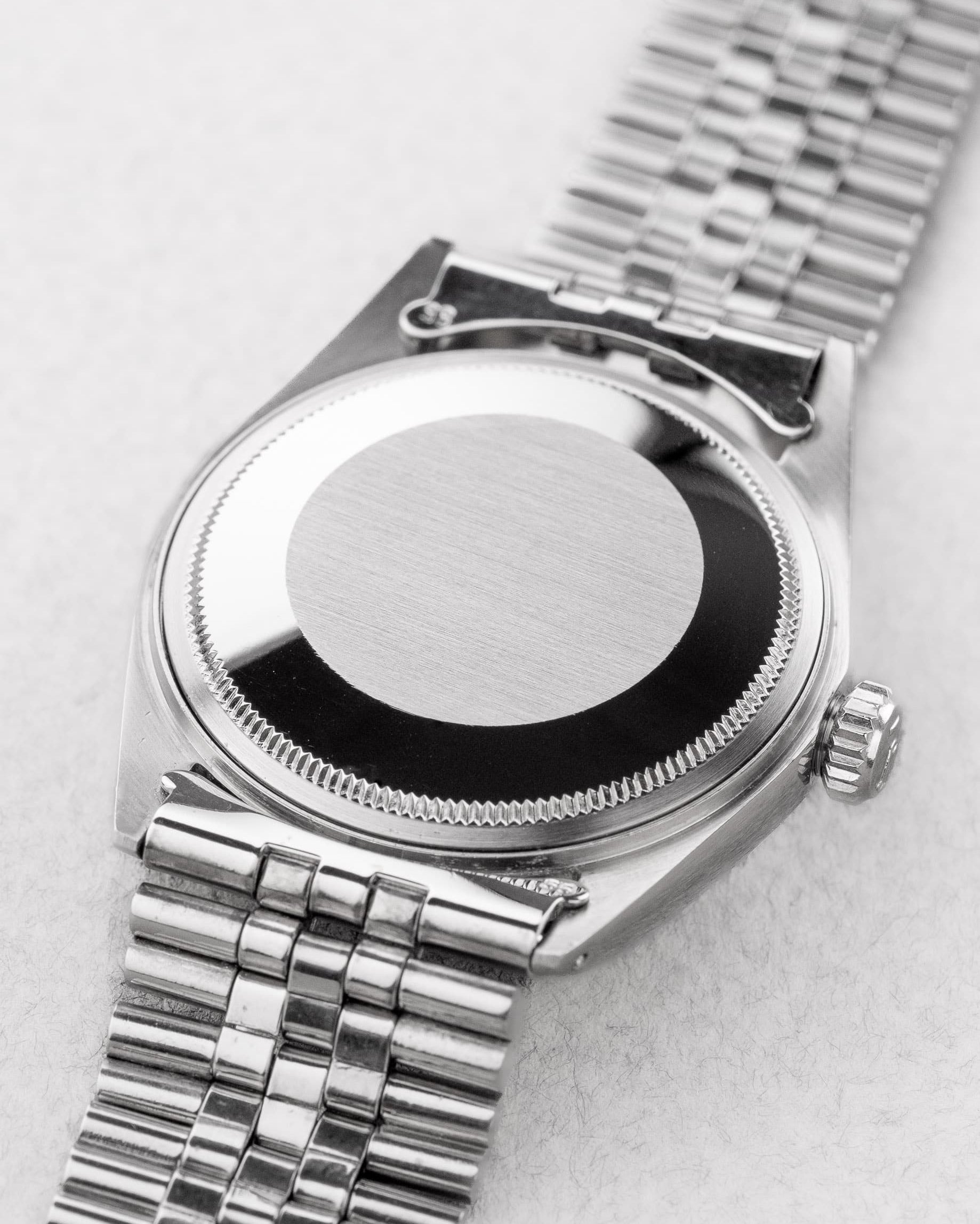 JMCE Rolex Datejust réf. 1601 en acier de 1972 – Cadran « Taupe/Gris Souris Satin » - Back