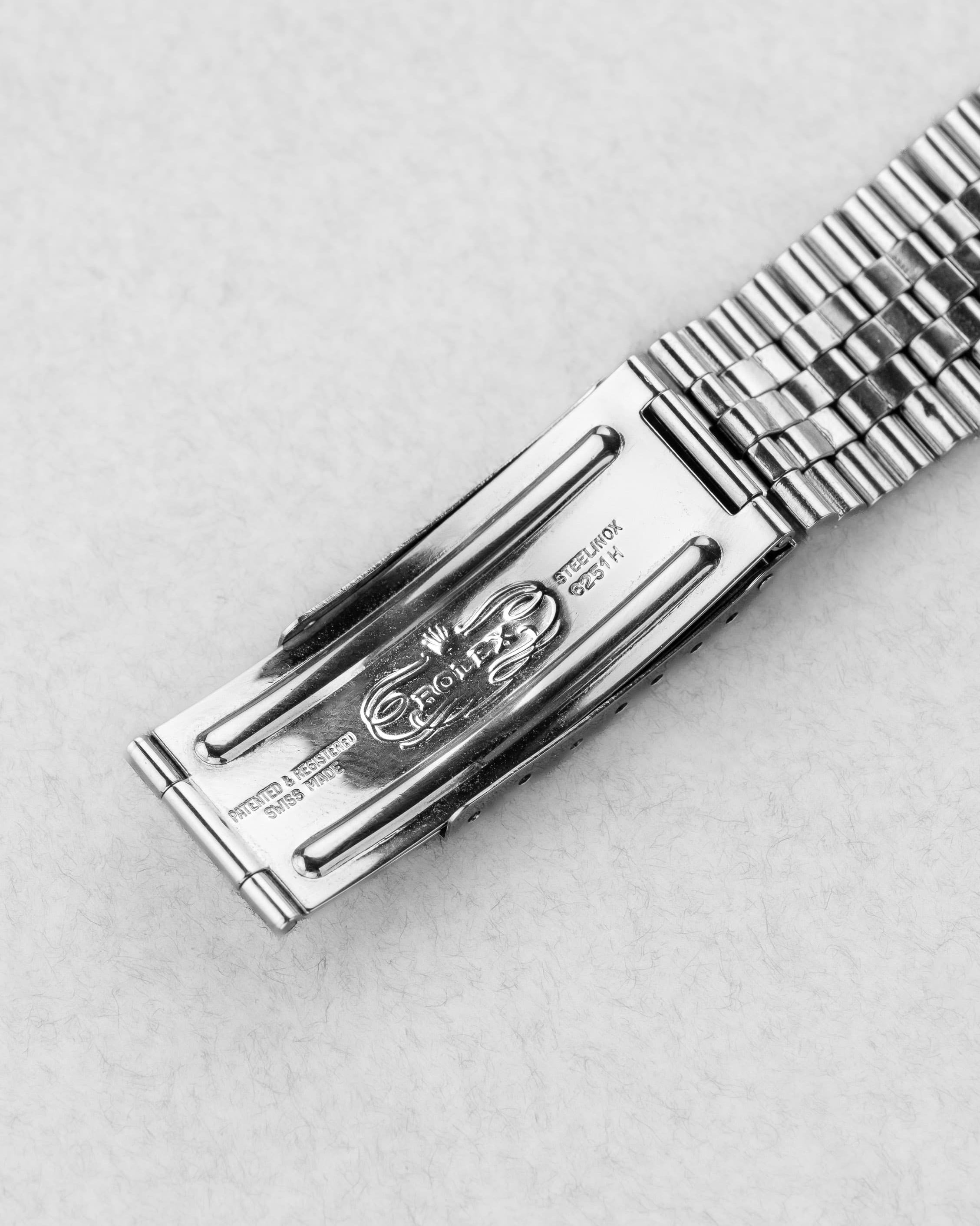 JMCE Rolex Datejust réf. 1601 en acier de 1972 – Cadran « Taupe/Gris Souris Satin » - Buckle Inside