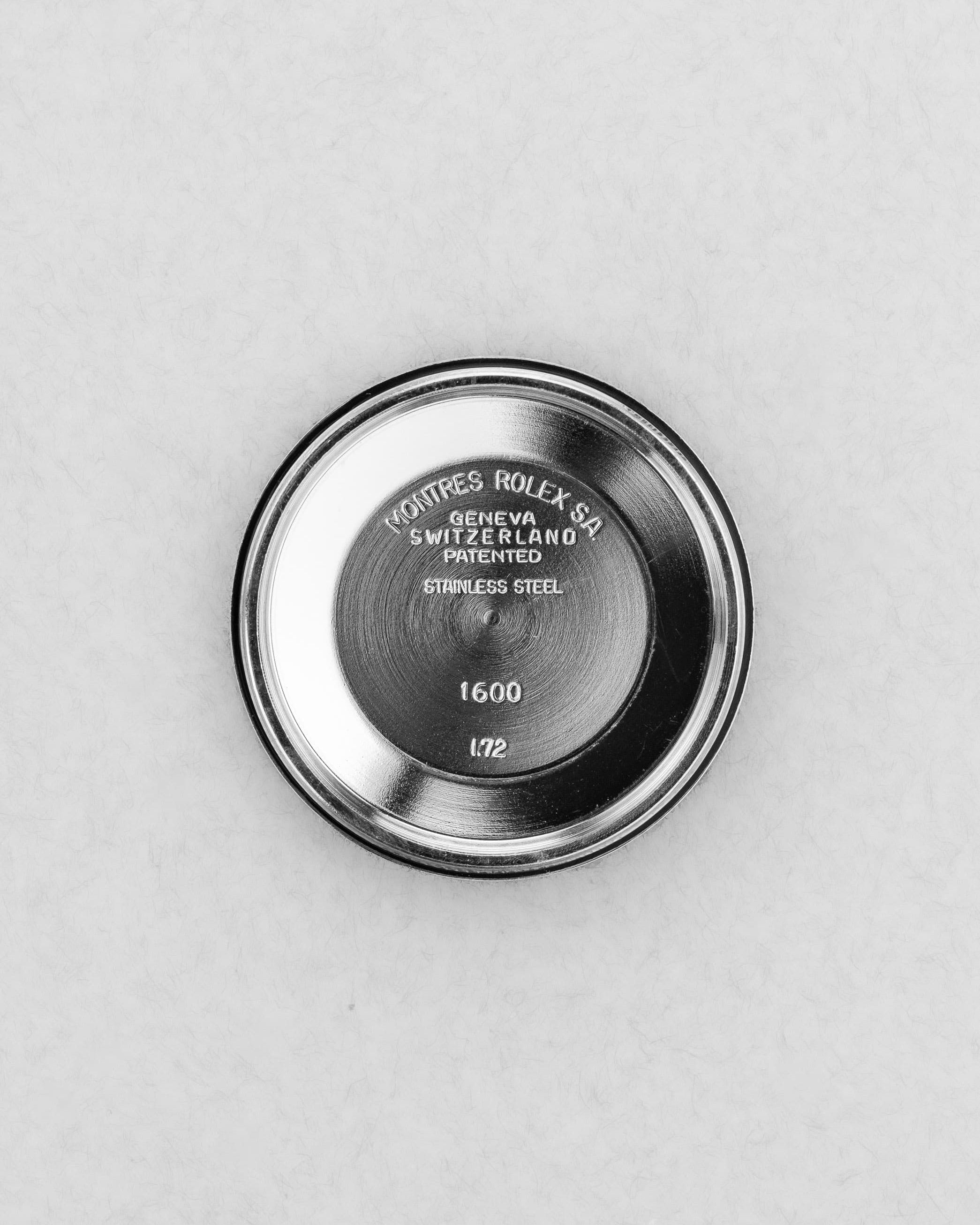 JMCE Rolex Datejust réf. 1601 en acier de 1972 – Cadran « Taupe/Gris Souris Satin » - Inside case back