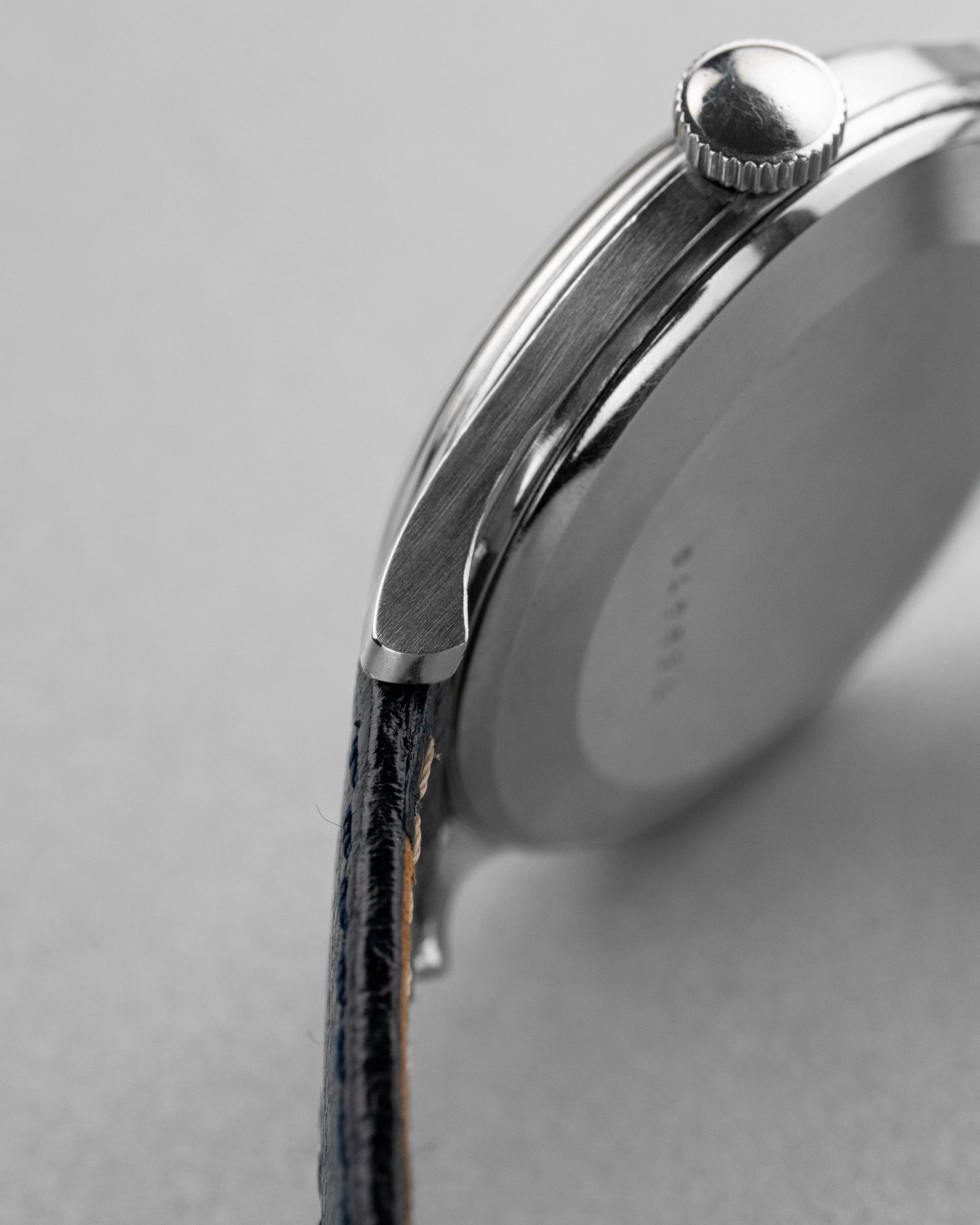 K5ST Jaeger-LeCoultre ref. E159 di stile militare in acciaio, circa 1946 - Dettaglio