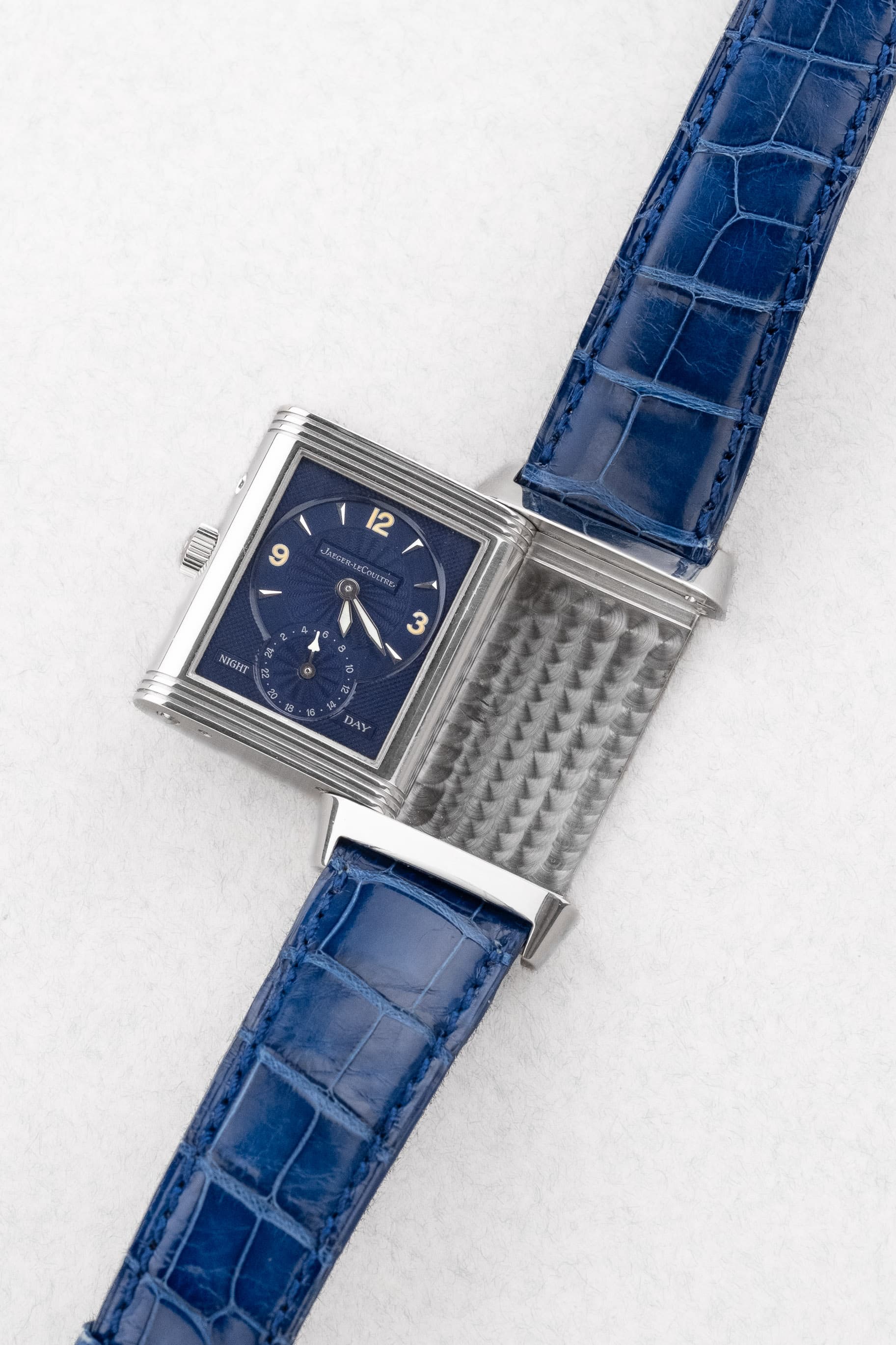 KPYH-gl Jaeger-LeCoultre Reverso Duoface Night & Day « Série Première » réf. 270.8.54 – Édition spéciale pour le marché japonais - Three Quarters