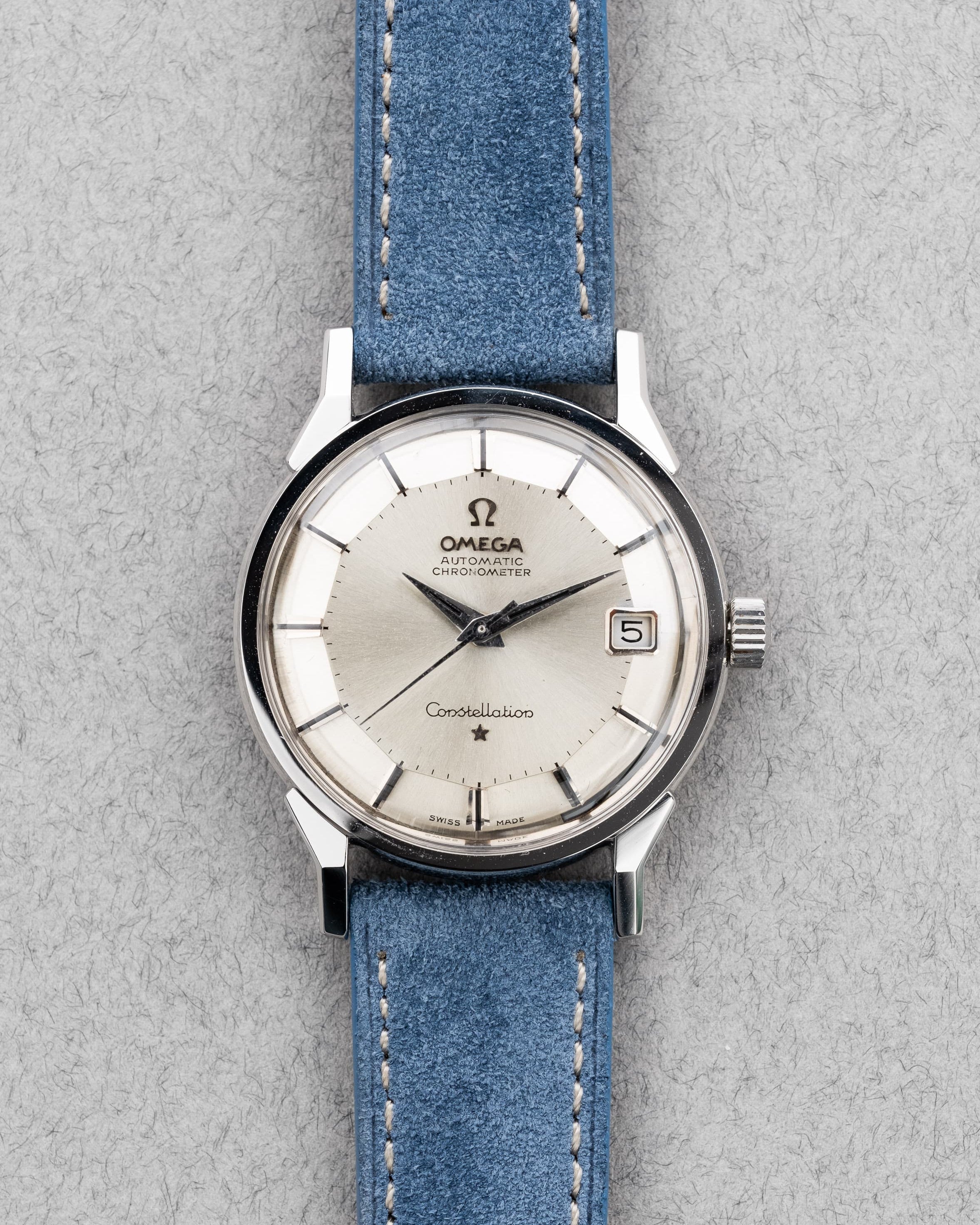 KXQL Omega Constellation « Pie-Pan Dog Leg » 14902 SC-61 de 1962 - Front