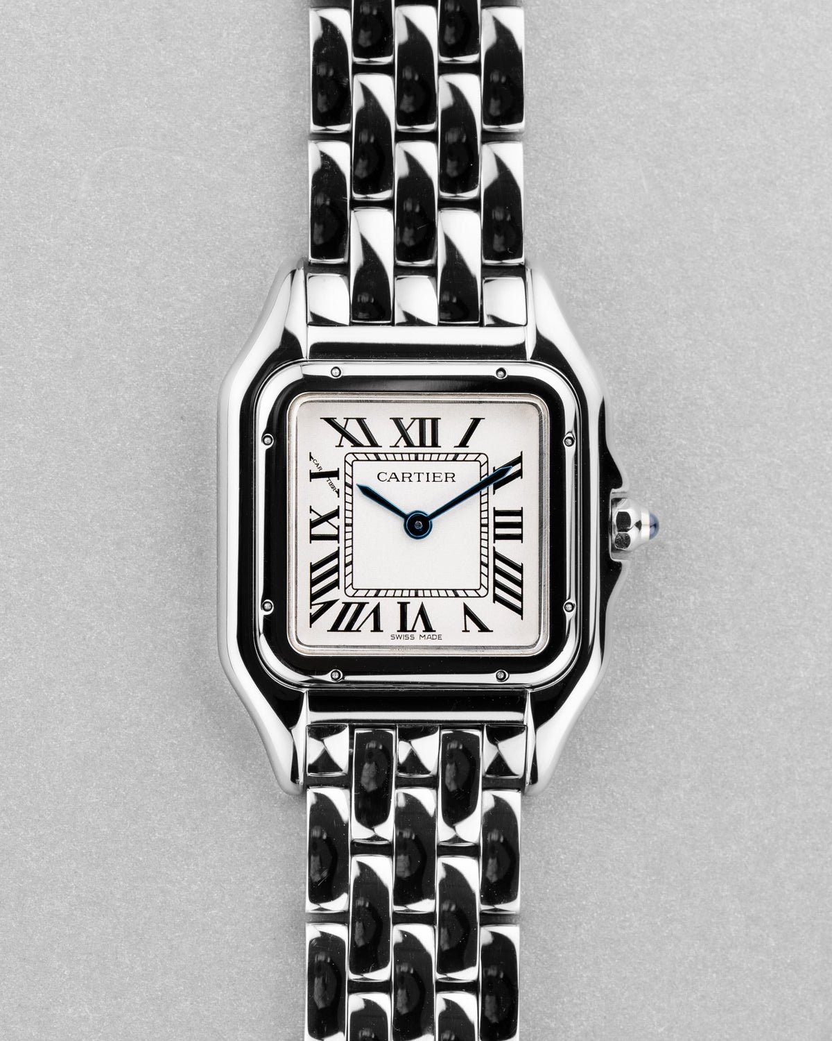 L5NF Cartier Panthère « Moyen Modèle » réf. 4016/WSPN0007 en acier, circa 2023 – Full set - Front