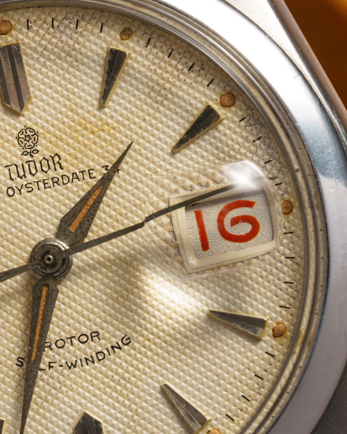 L8YQ Tudor Prince Oysterdate réf. 7914 de 1957 – Cadran « Honeycomb » Radium et Date Roulette - Dial