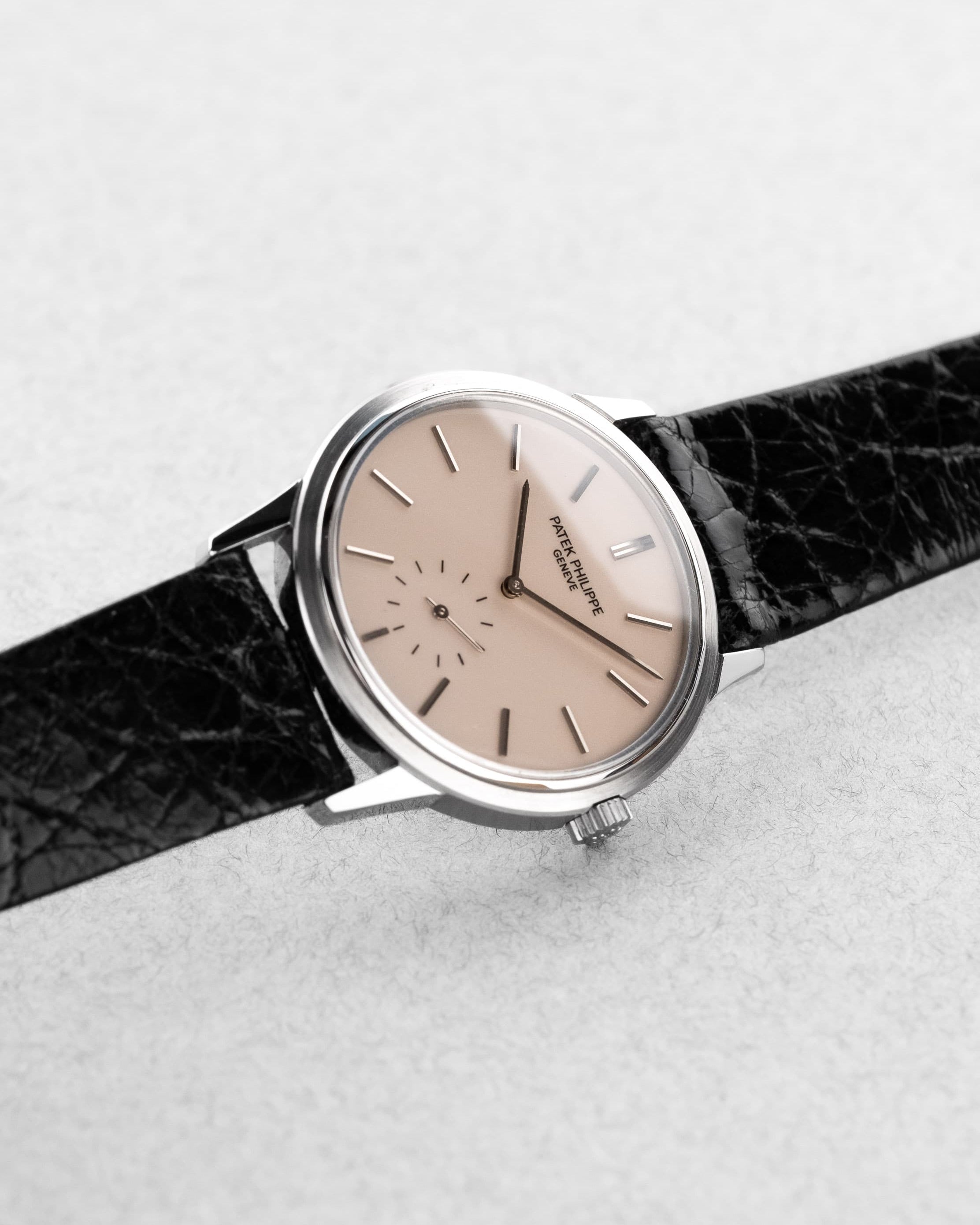 LHU5 Patek Philippe Calatrava réf. 3718A de 1989 – 150ème Anniversaire, Édition spéciale pour le marché japonais - Feature