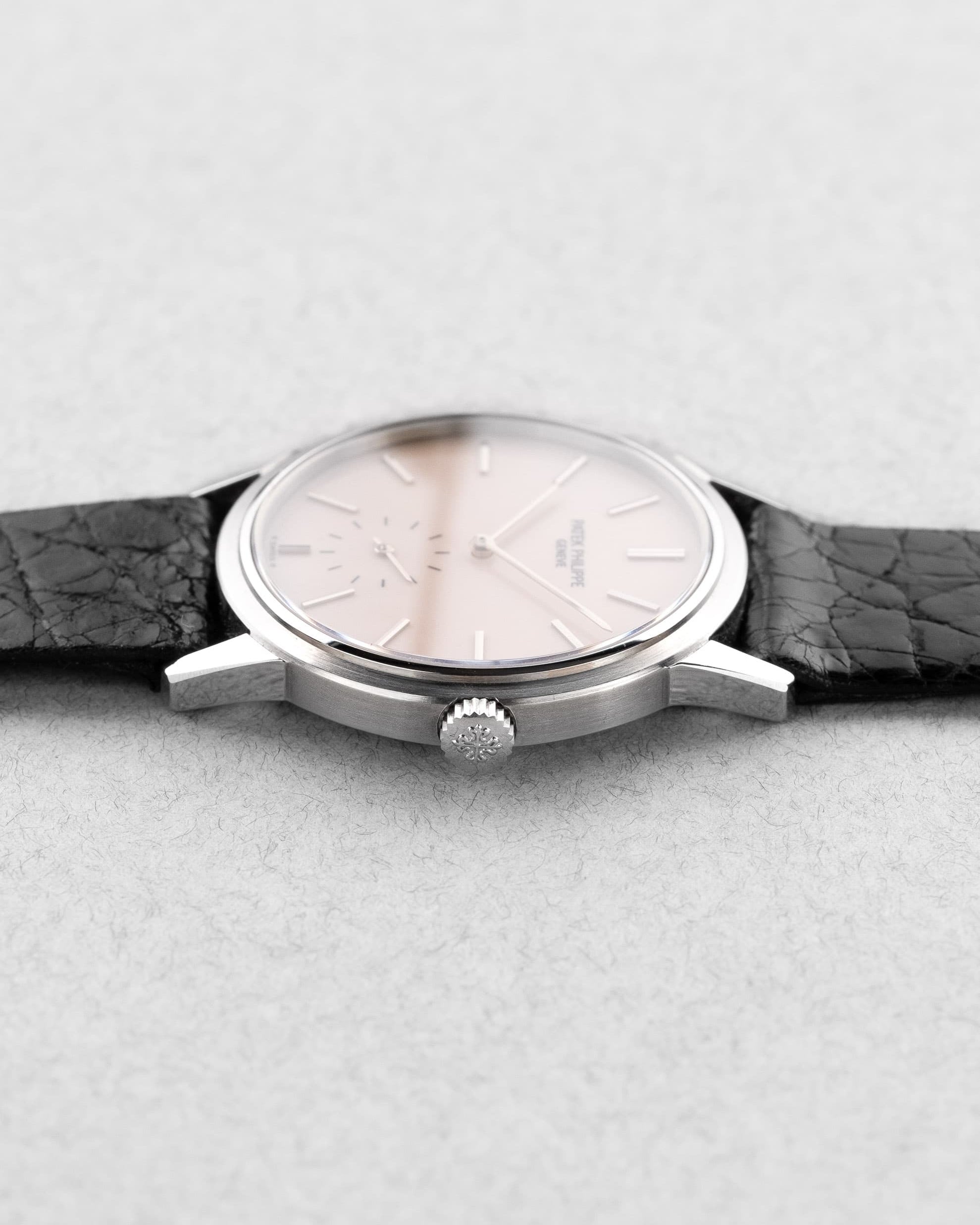 LHU5 Patek Philippe Calatrava réf. 3718A de 1989 – 150ème Anniversaire, Édition spéciale pour le marché japonais - Right side