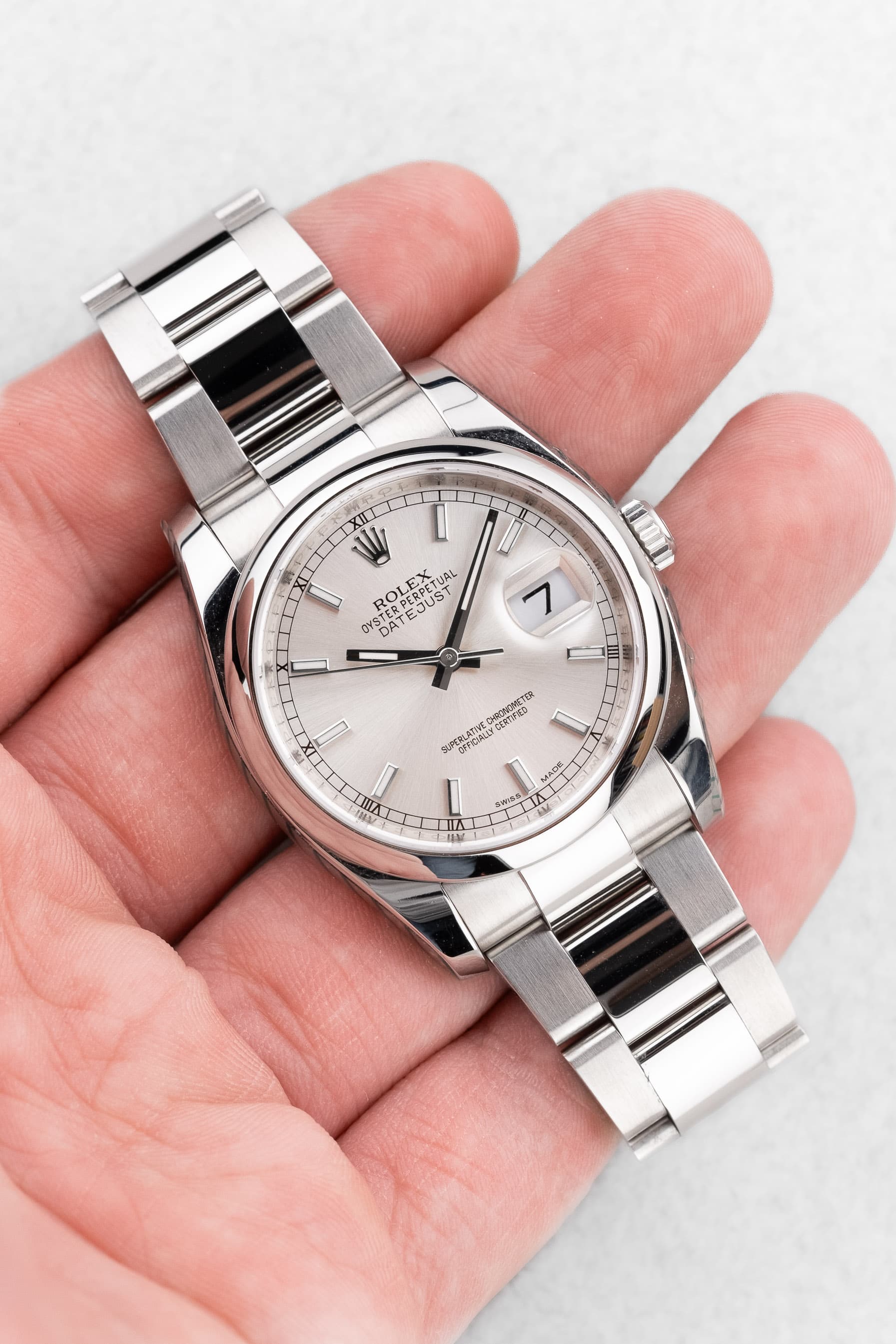 LR58 Rolex Datejust réf. 116200 circa 2015 – Cadran « Silver » - Lifestyle
