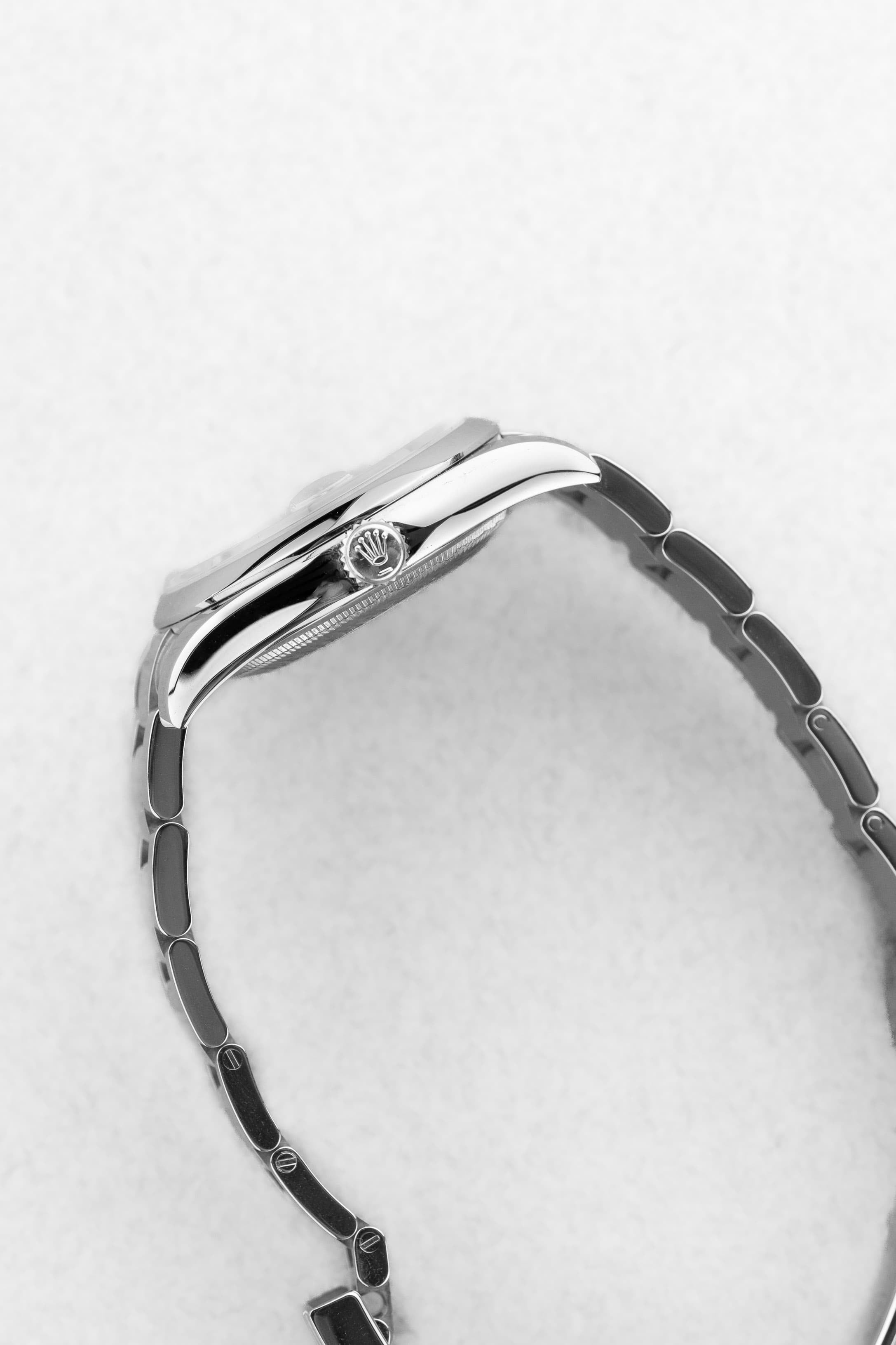 LR58 Rolex Datejust réf. 116200 circa 2015 – Cadran « Silver » - Right side