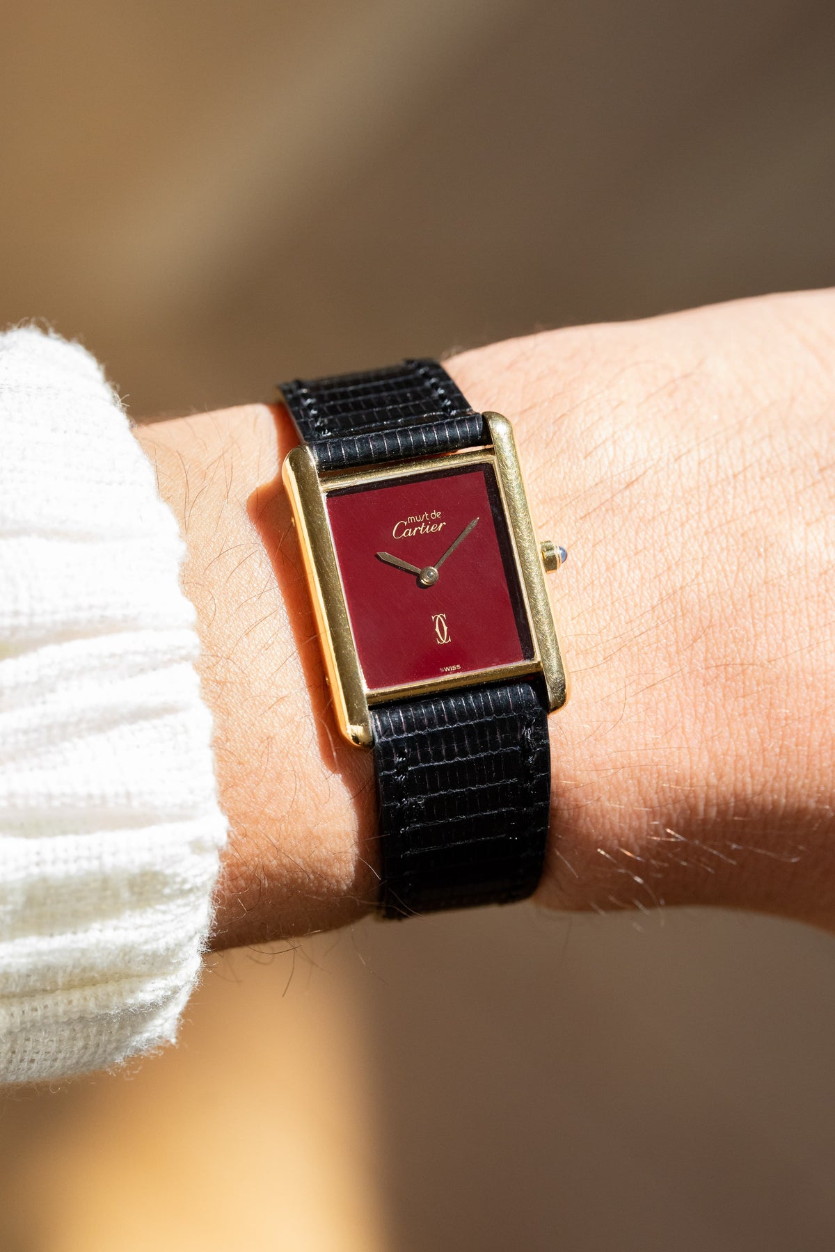 LURT Cartier Tank Must Quartz GM 6 «Red/Burgundy Dial» - Wristshot