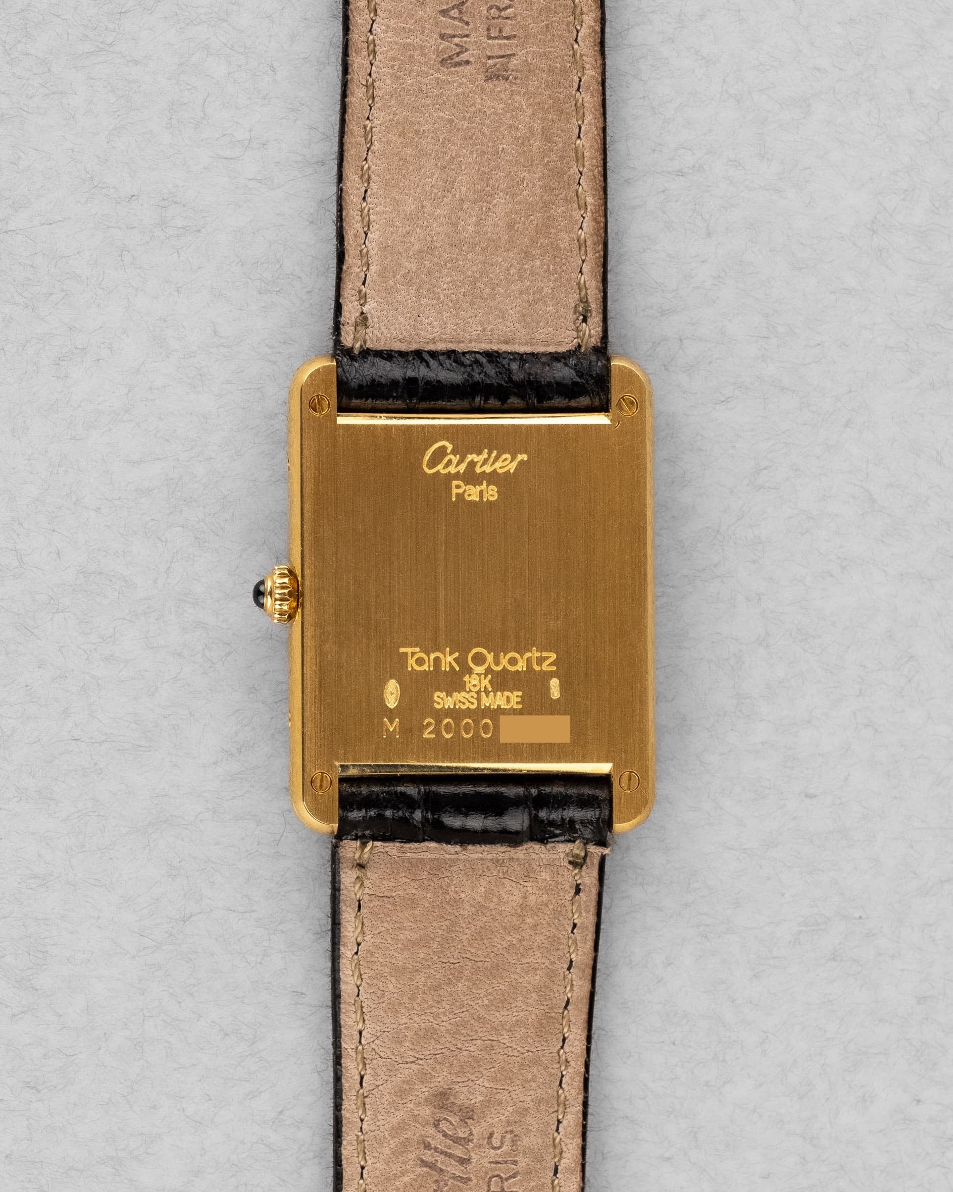 LY4T-dh Cartier Tank Louis réf. M2000 en or jaune, circa 1990 – Parfait état - Back