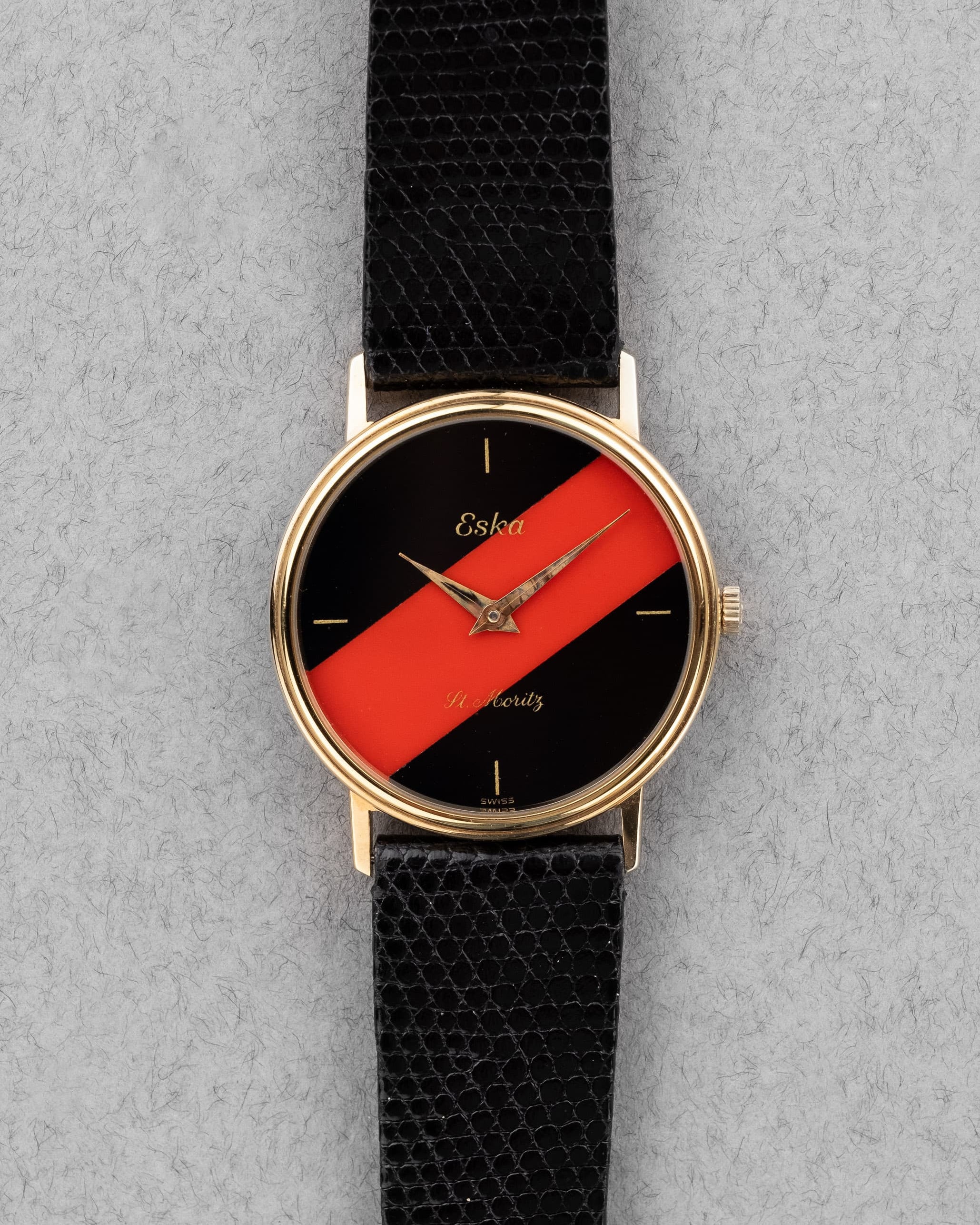 LZ7J Eska St. Moritz 10-136 – Prototype NOS en onyx et jaspe rouge - Front