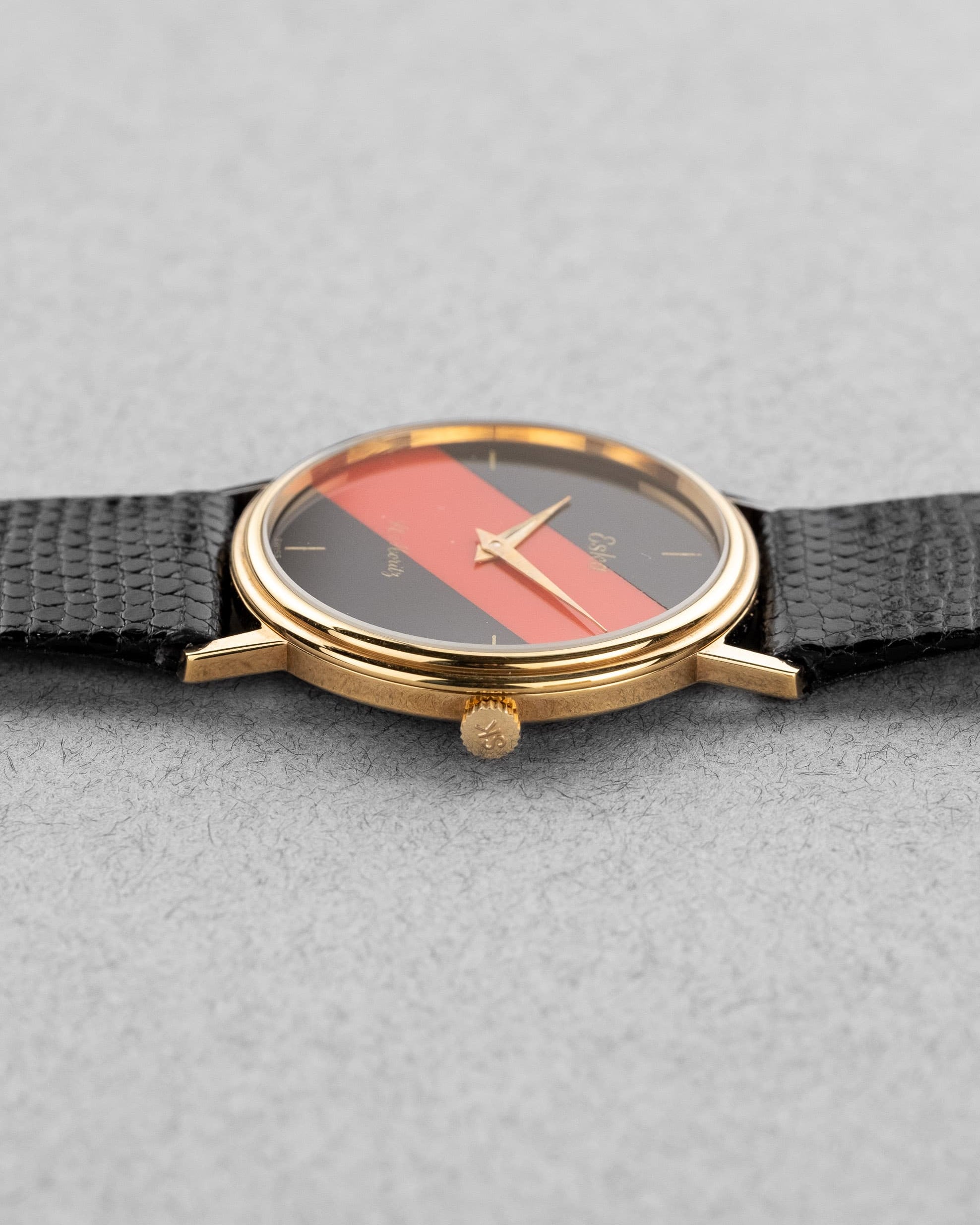 LZ7J Eska St. Moritz 10-136 – Prototype NOS en onyx et jaspe rouge - Right side