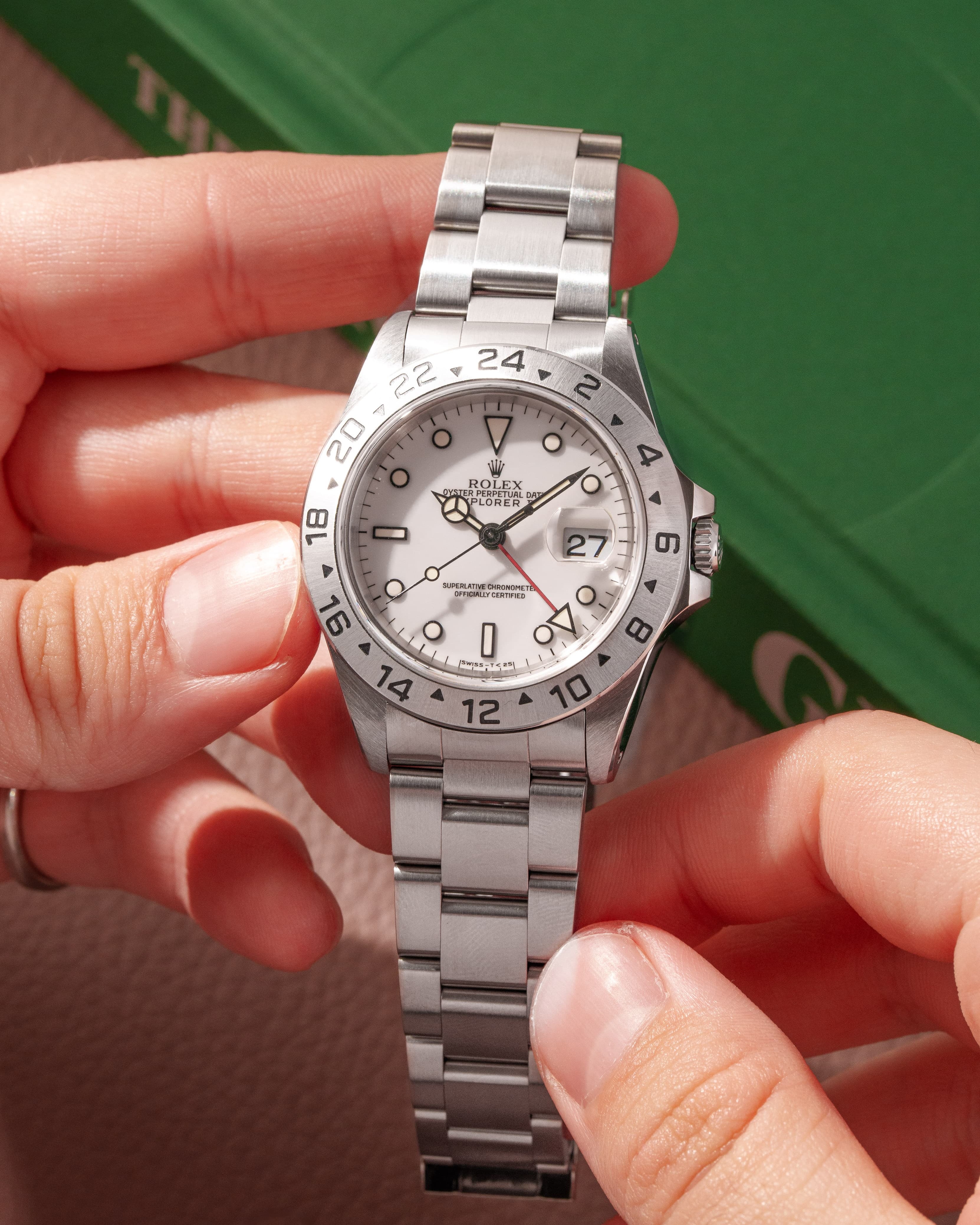 MAAR Rolex Explorer II réf. 16570 de 1997 — Cadran blanc & Tritium patiné - Lifestyle