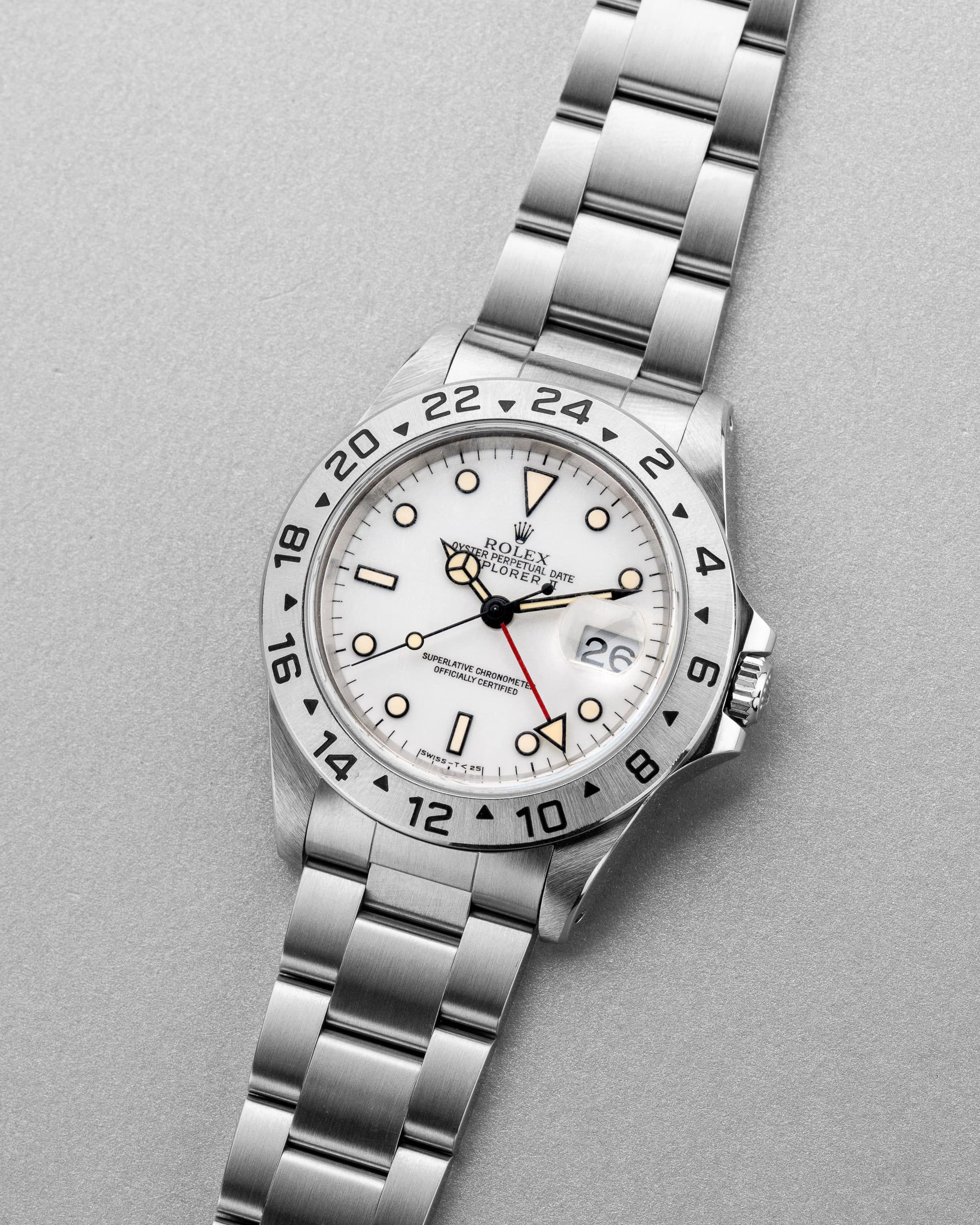 MAAR Rolex Explorer II réf. 16570 de 1997 — Cadran blanc & Tritium patiné - Three Quarters
