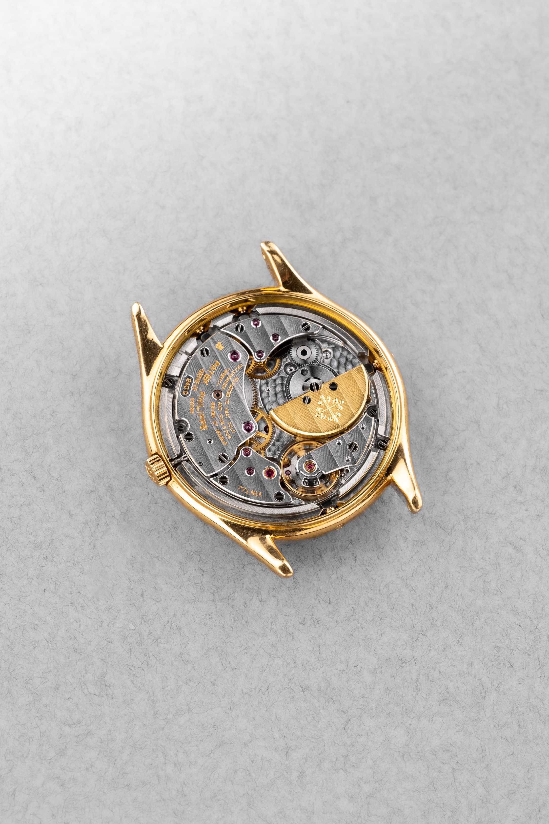 MEFM 極為罕見且非凡的 Patek Philippe 萬年曆 型號 3940J「Doré Dial」1988 年腕錶——Full Set - 機芯
