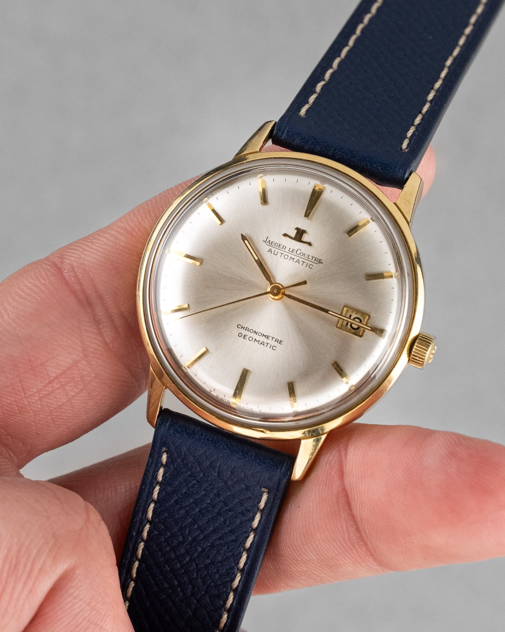 MQGK Rare Jaeger-LeCoultre Geomatic E 398 Full Collector Set en or jaune de 1968 - Feature