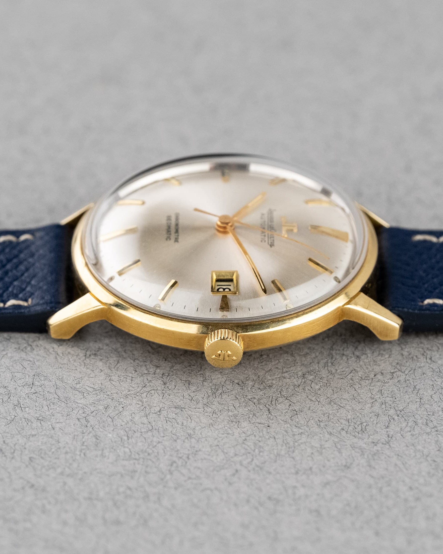 MQGK Rare Jaeger-LeCoultre Geomatic E 398 Full Collector Set en or jaune de 1968 - Right side