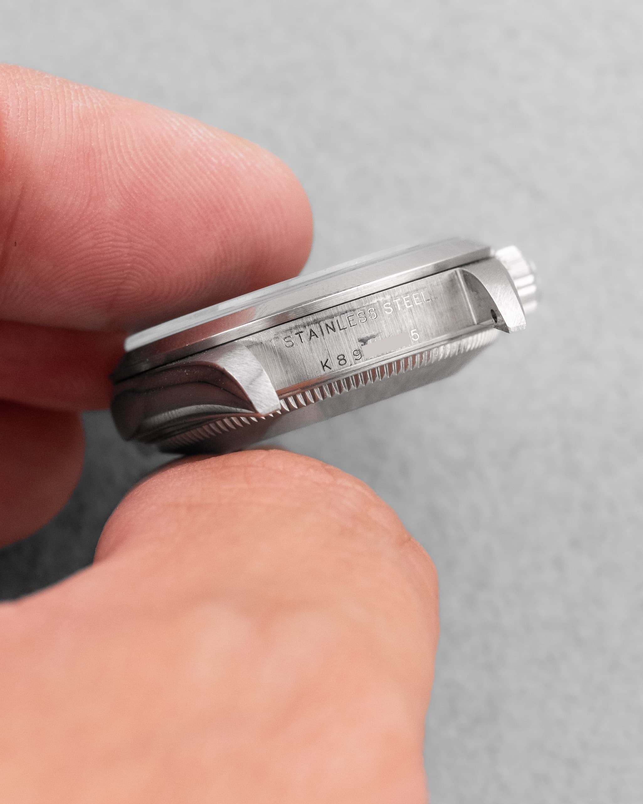 MY8S Rolex Oyster Perpetual 31 réf. 77080 de 2002 – Cadran noir à index bâtons + Full Set - Lugs - Serial