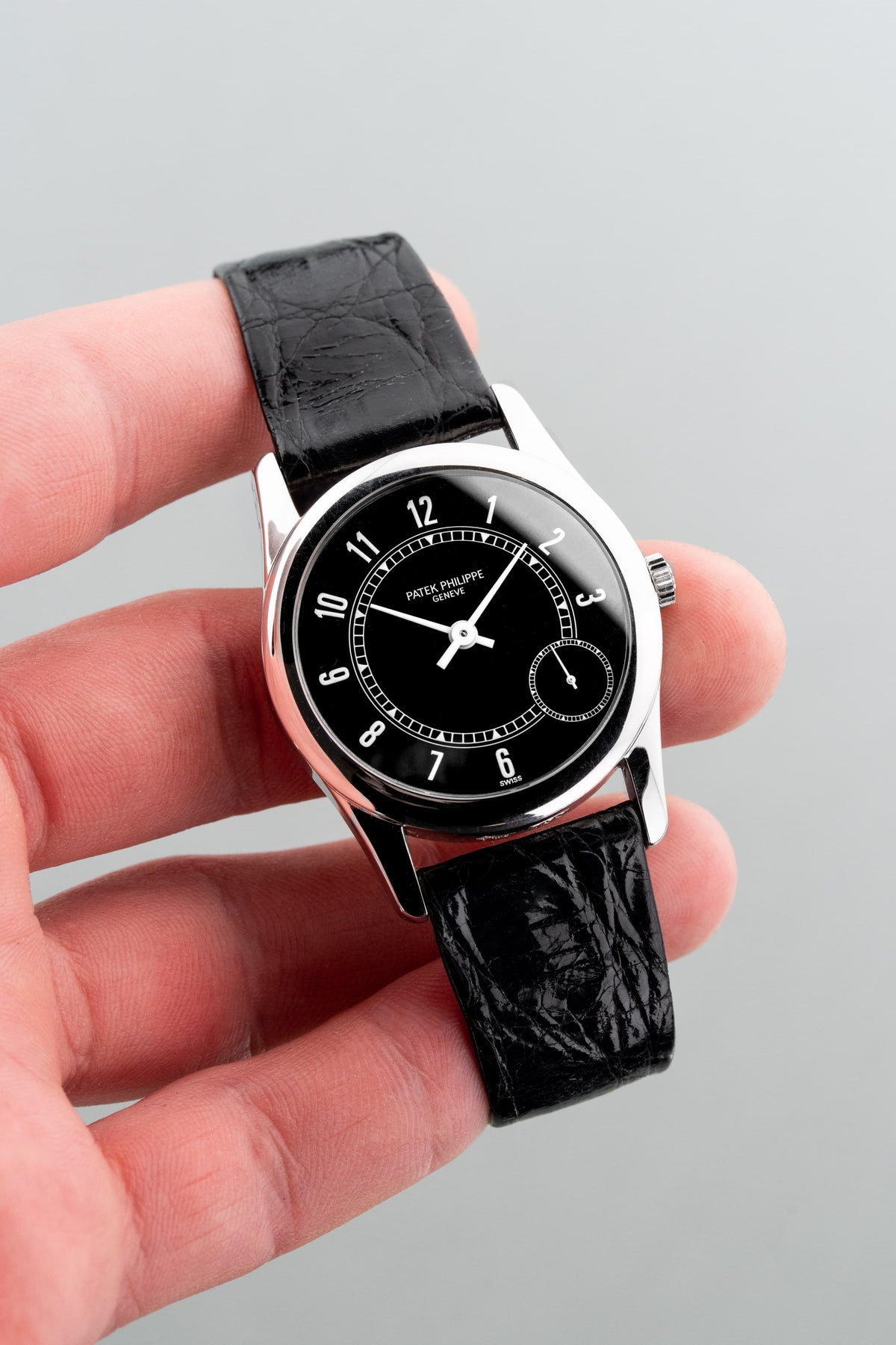 MZY9 Superb 1993 Patek Philippe Calatrava Ref. 5000G in White Gold – Full Set + First Series - Overview