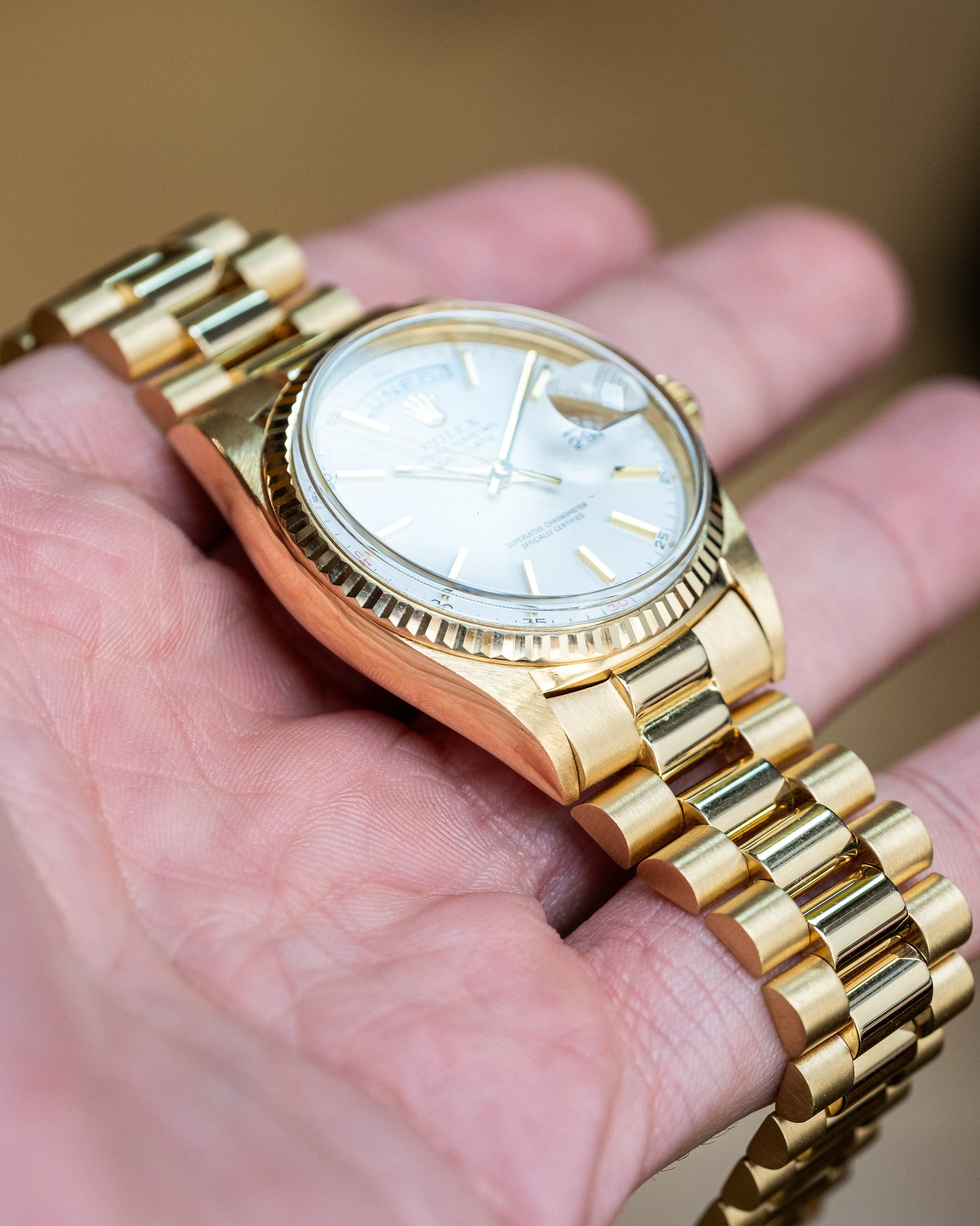 N1CH Superbe et Rare Rolex Day-Date 1803 « Red Quarters » de 1970 - Lifestyle