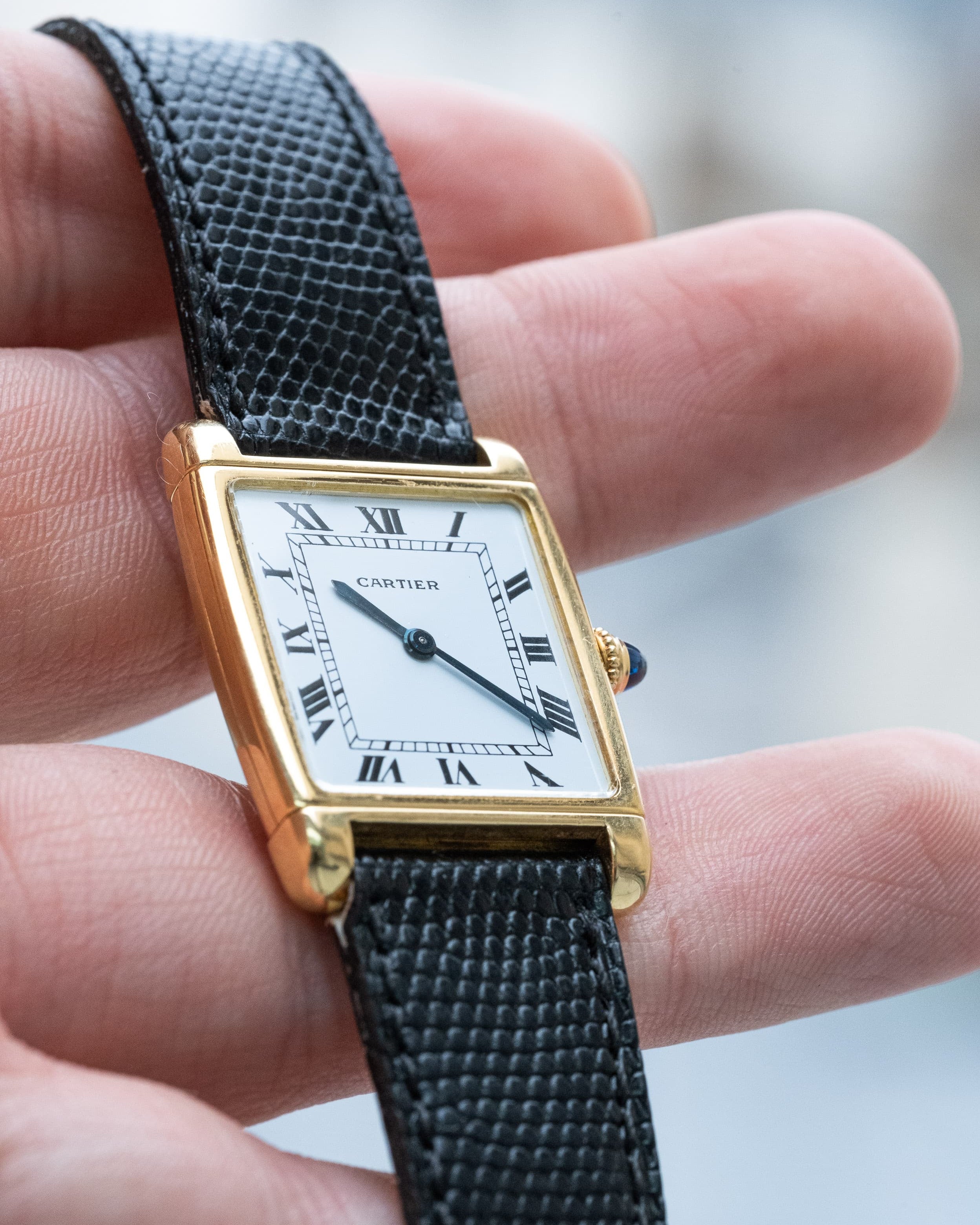 N57U Rare Cartier Tank Réversible/Reverso Grande Taille en or jaune - Feature