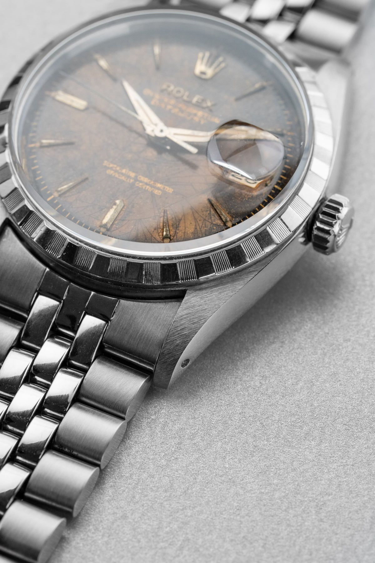 NA1Z Rolex Datejust ref. 6605 스틸, 1959년 – 경이로운 「Tropical」 다이얼 - 디테일