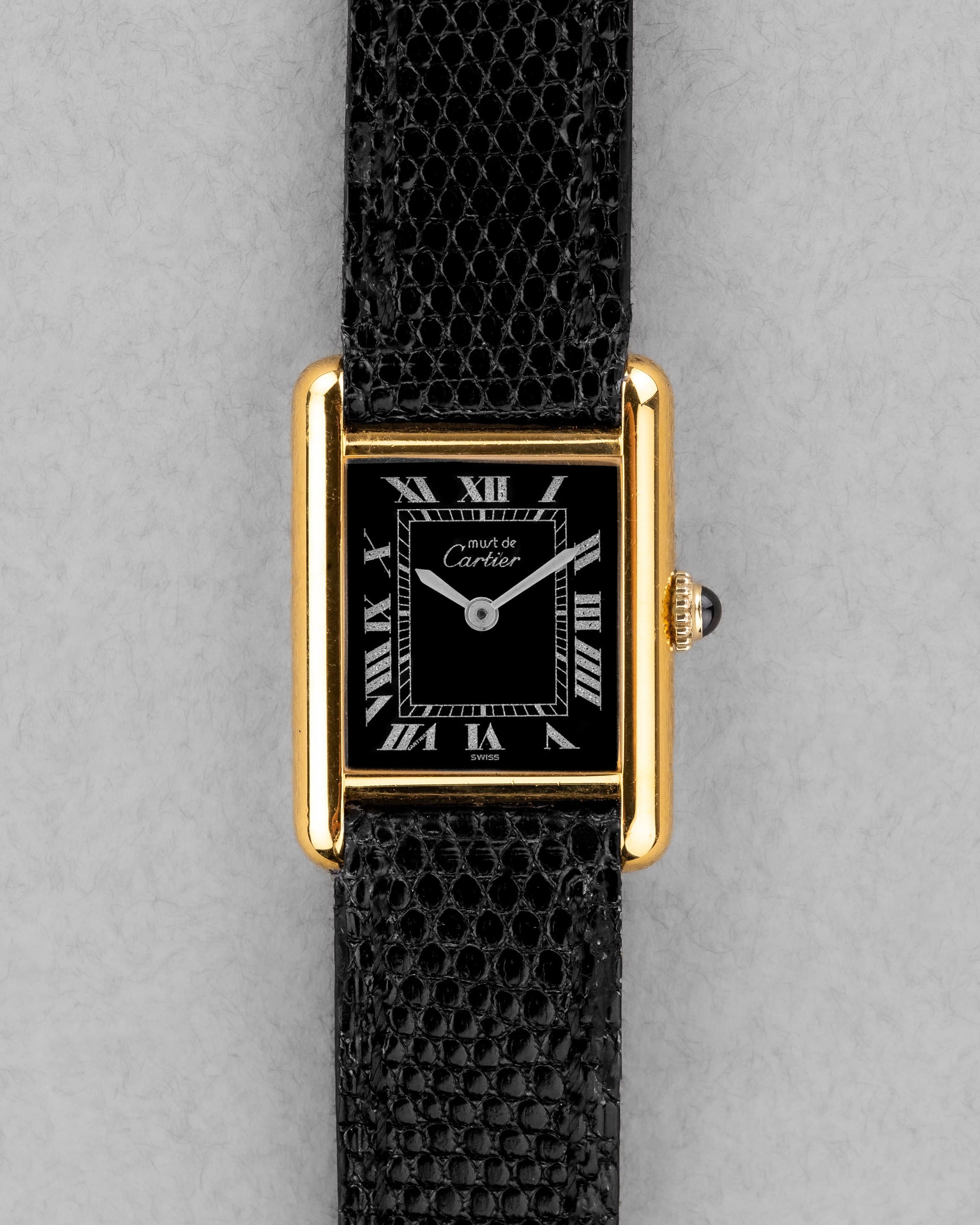 P5PN Cartier Tank Must Mécanique PM 3 Lady « Black Roman Dial » - Front