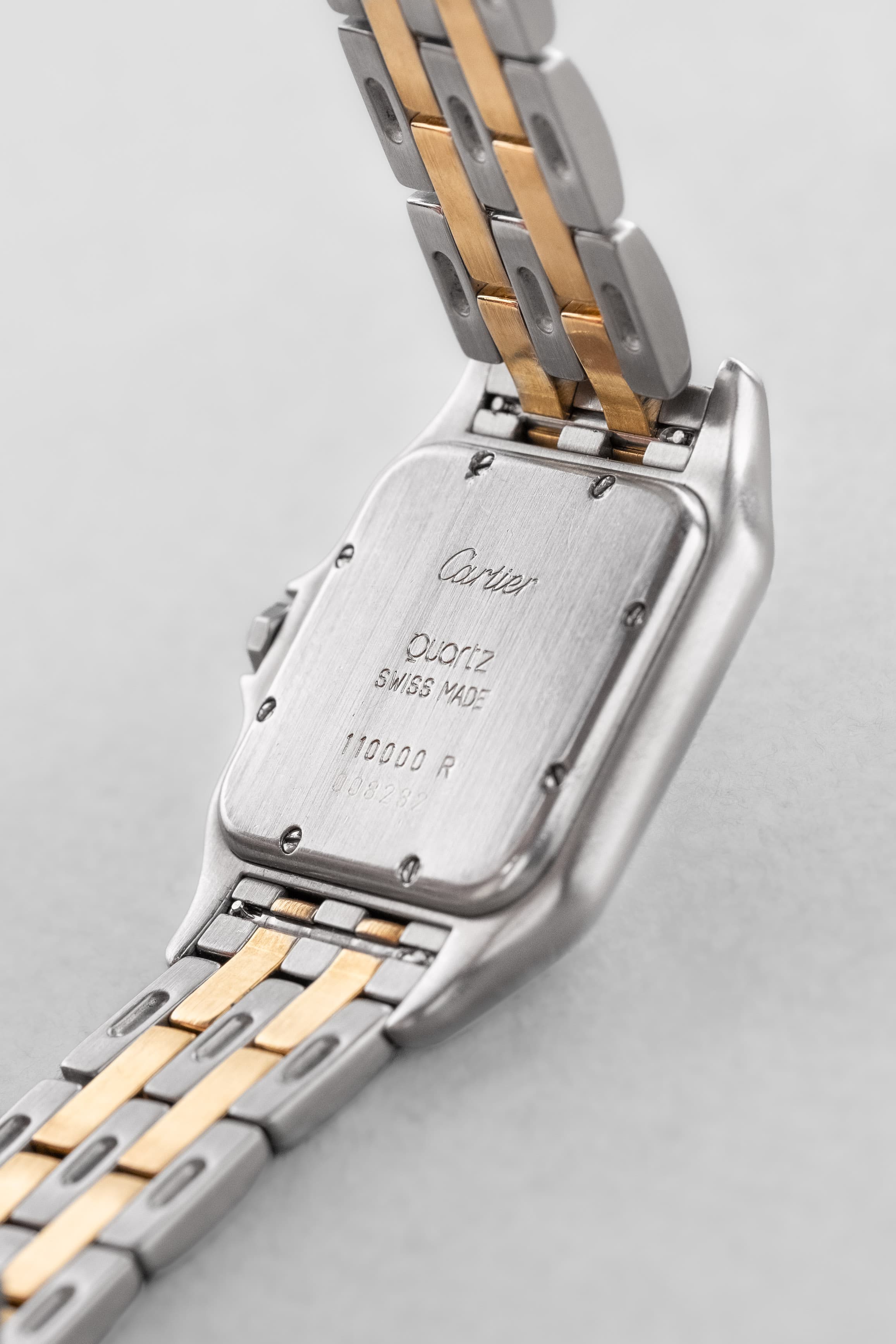 P8EY Cartier Panthère « Medium 2 rangs », réf. 110000R, en or jaune et acier, circa 1995 - Back