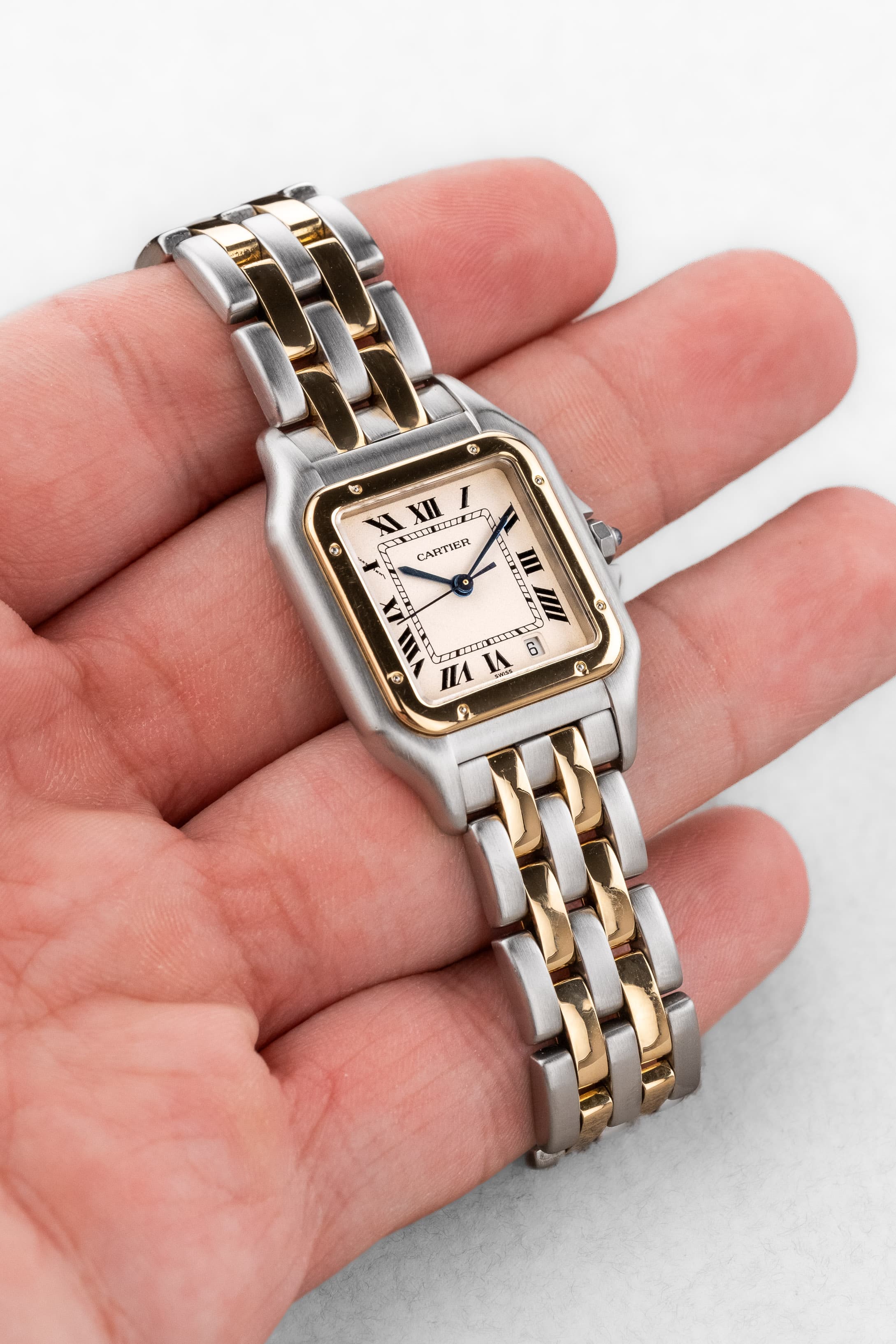 P8EY Cartier Panthère « Medium 2 rangs », réf. 110000R, en or jaune et acier, circa 1995 - Overview