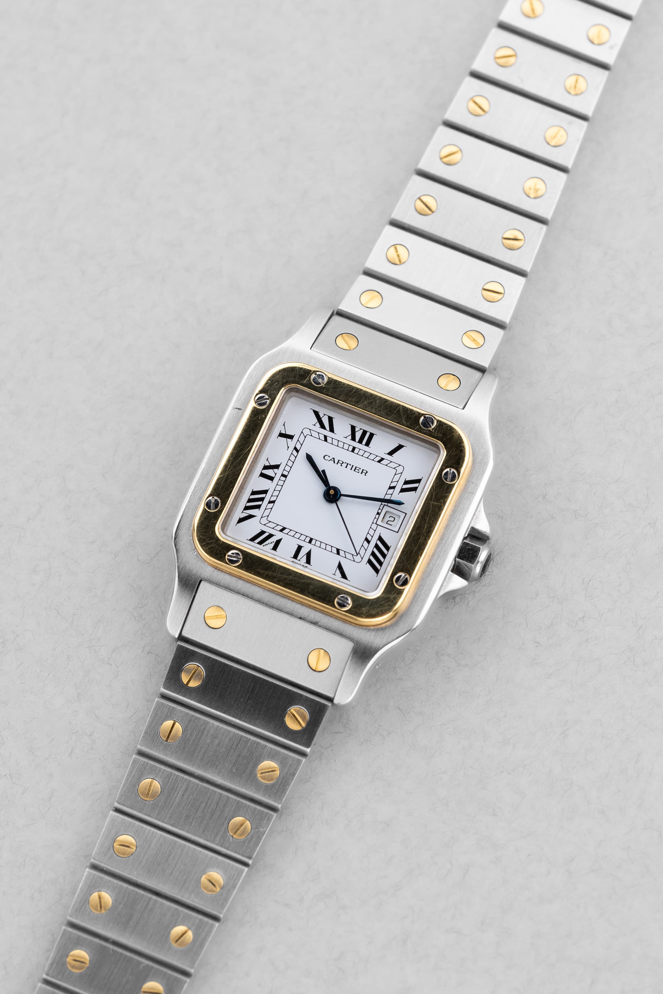 PMGK Cartier Santos Carrée GM réf. 2961 en acier et or jaune de 1984 - Three Quarters