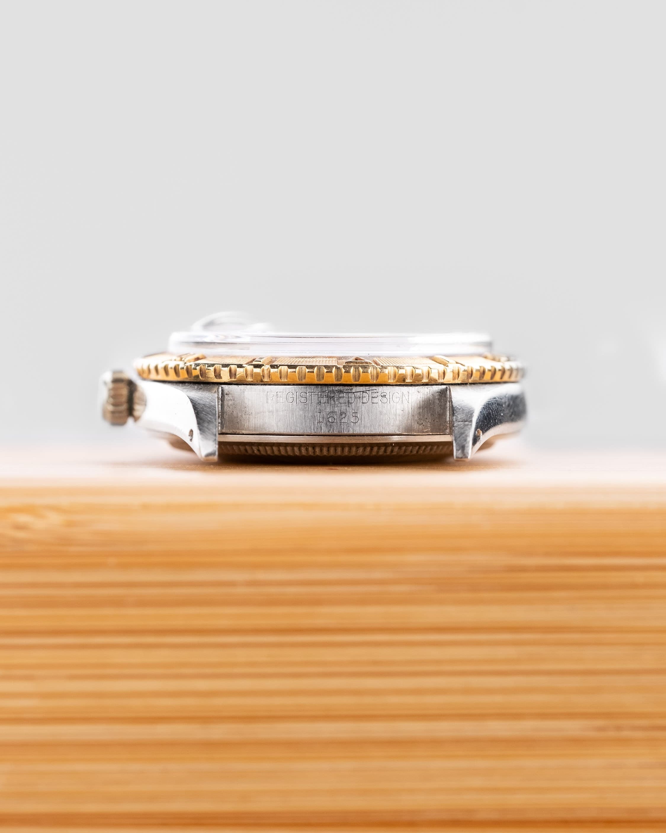 PVMQ Rolex Datejust Turn-O-Graph « Thunderbird » réf. 1625 en acier et or jaune, de 1971 - Lugs - Reference