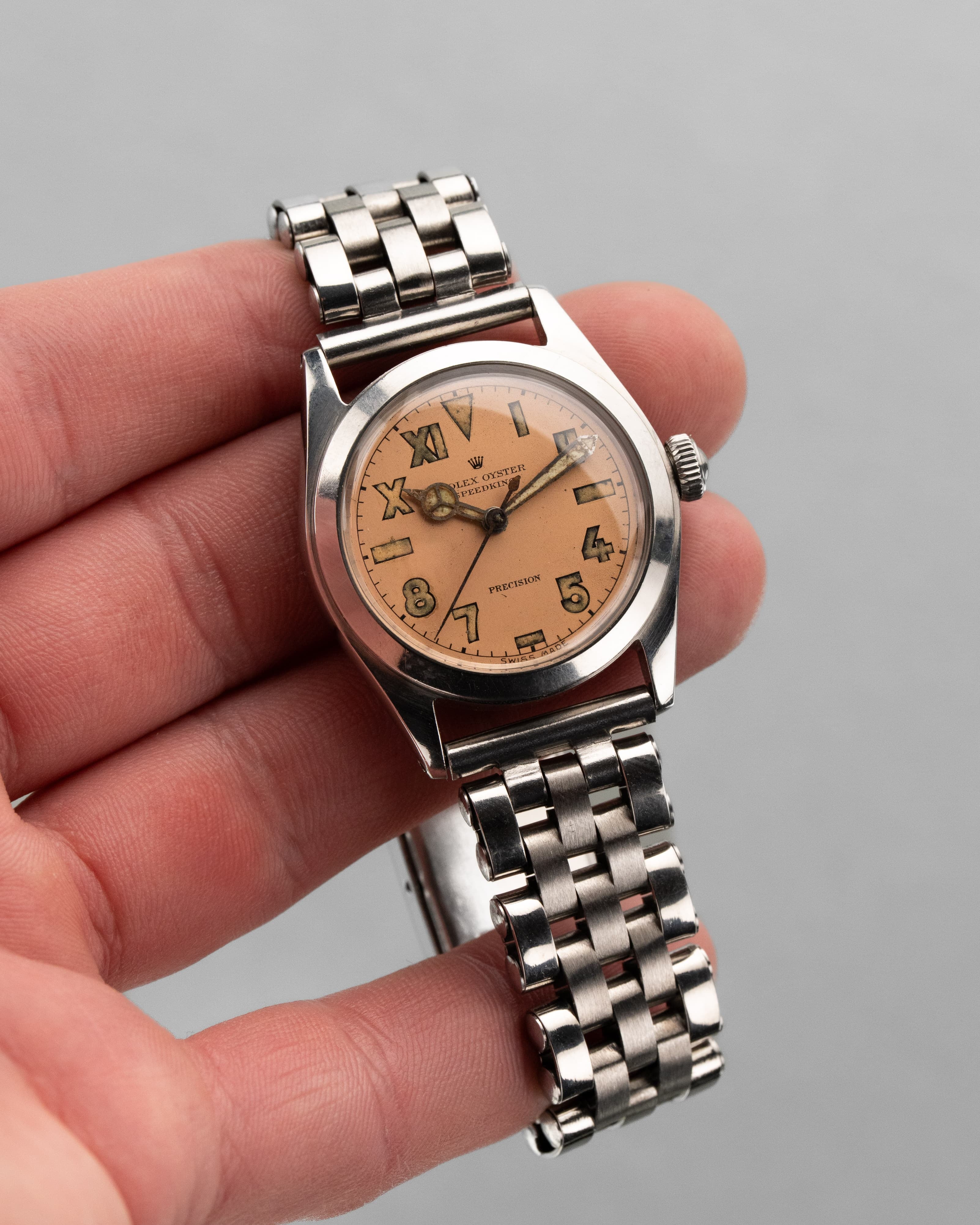 PVZW Superbe et Rare Rolex Speedking réf. 4220 de 1943 – Cadran « Salmon California » au Radium, Flat Back - Overview