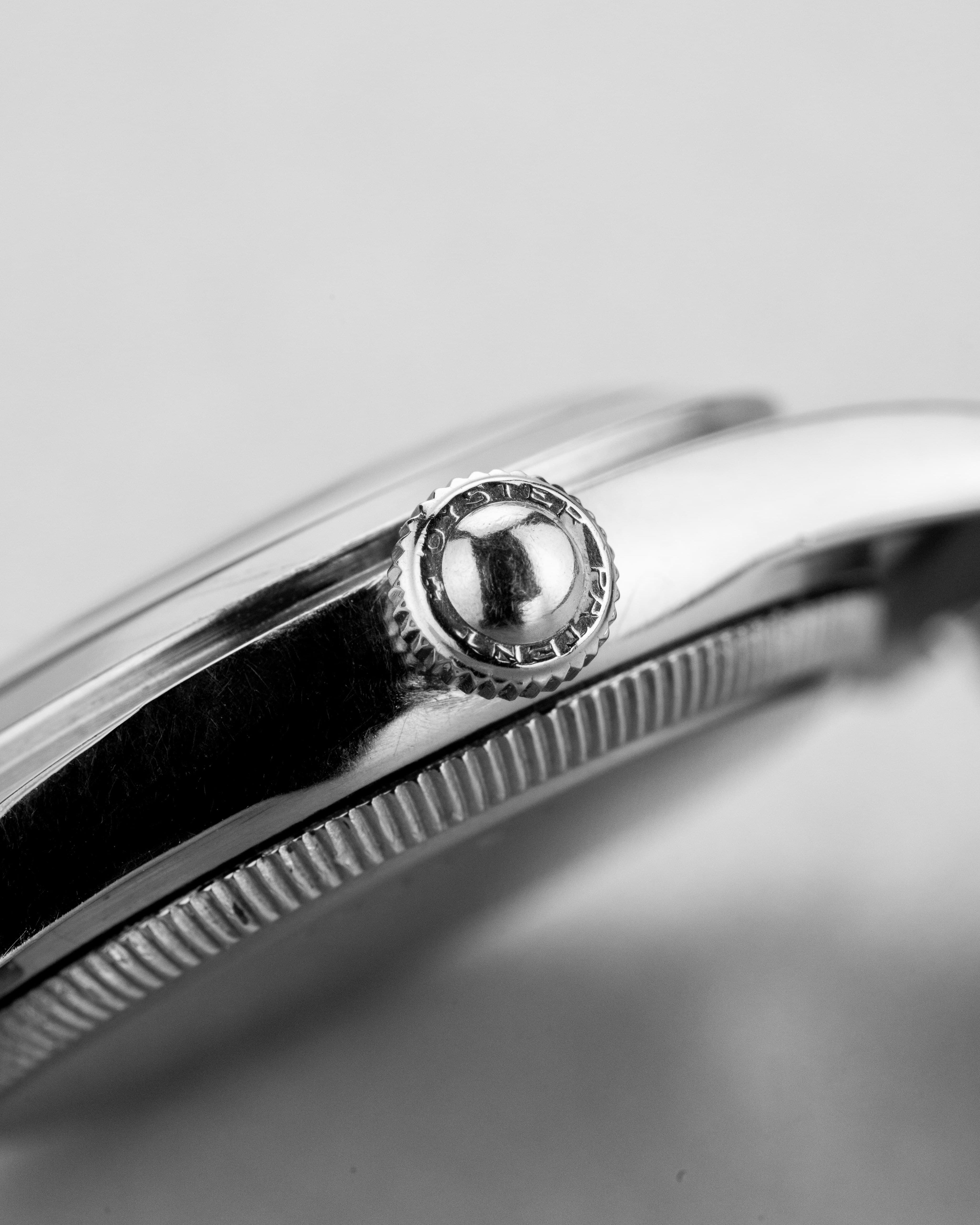 PVZW Superbe et Rare Rolex Speedking réf. 4220 de 1943 – Cadran « Salmon California » au Radium, Flat Back - Right side