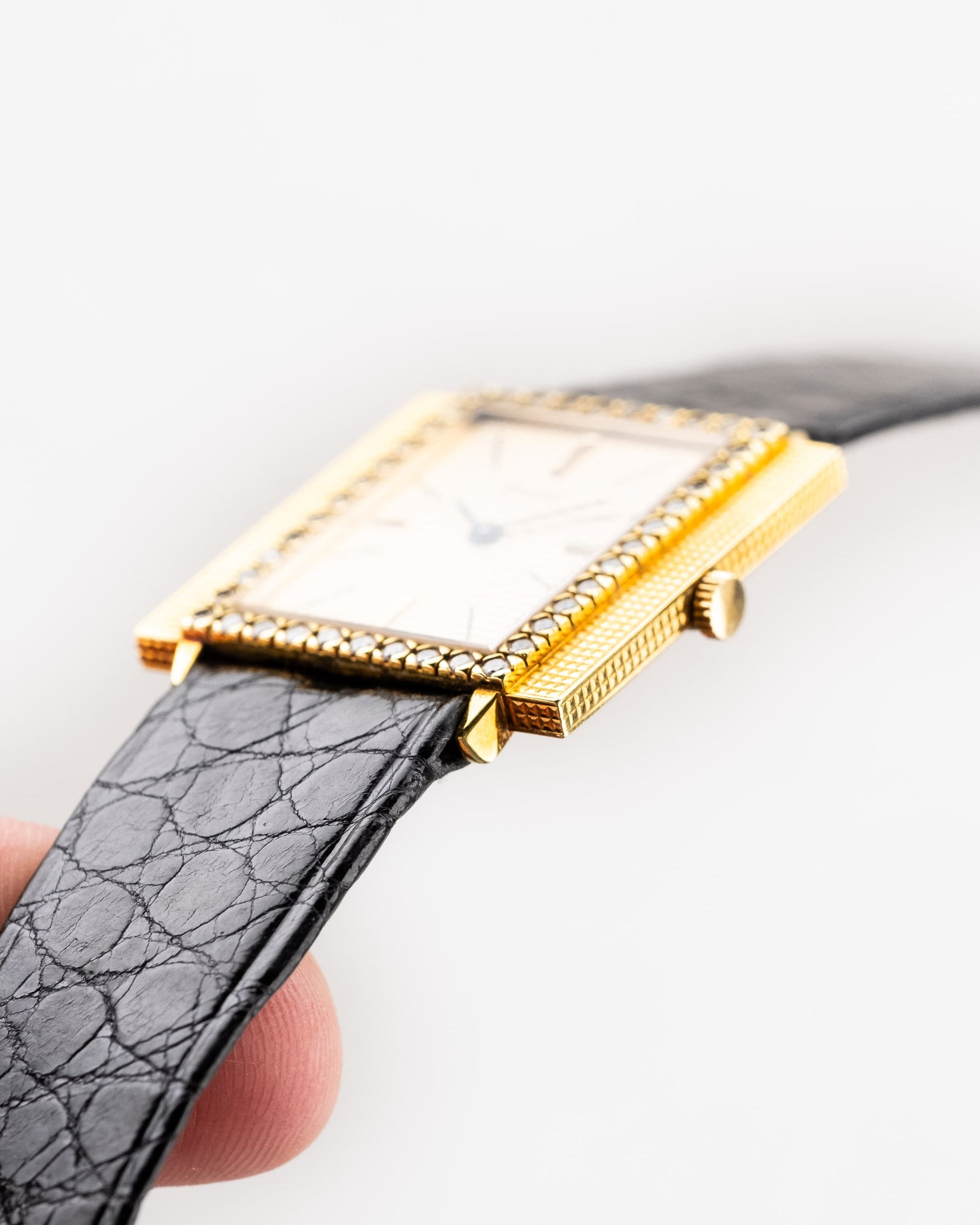 PYHQ-z9 Rare Piaget « Clous de Paris » réf. 9222 de 1962 en or jaune et diamants – 45 exemplaires produits - Feature