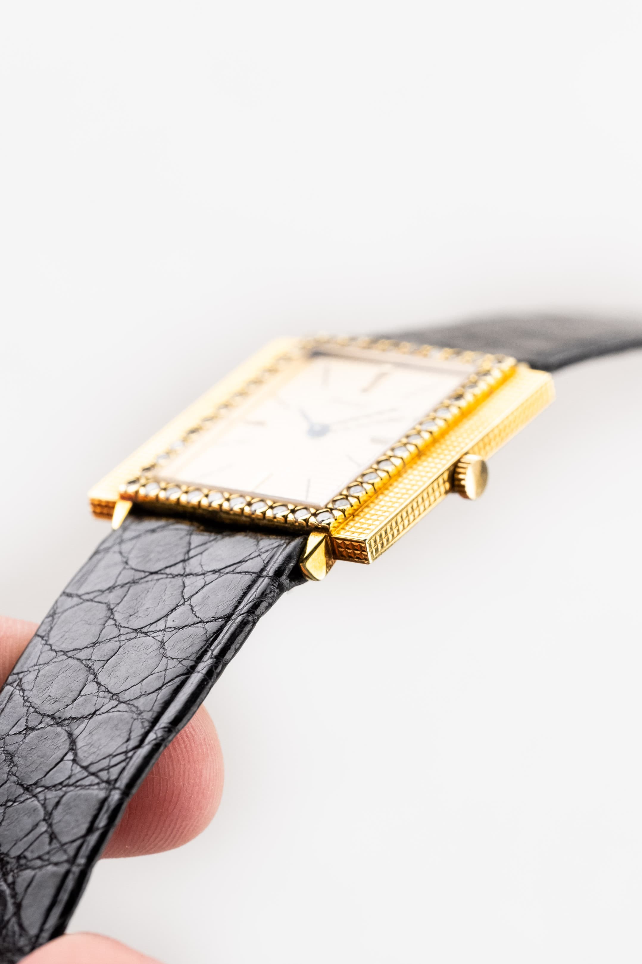 PYHQ-z9 Rare Piaget « Clous de Paris » réf. 9222 de 1962 en or jaune et diamants – 45 exemplaires produits - Feature