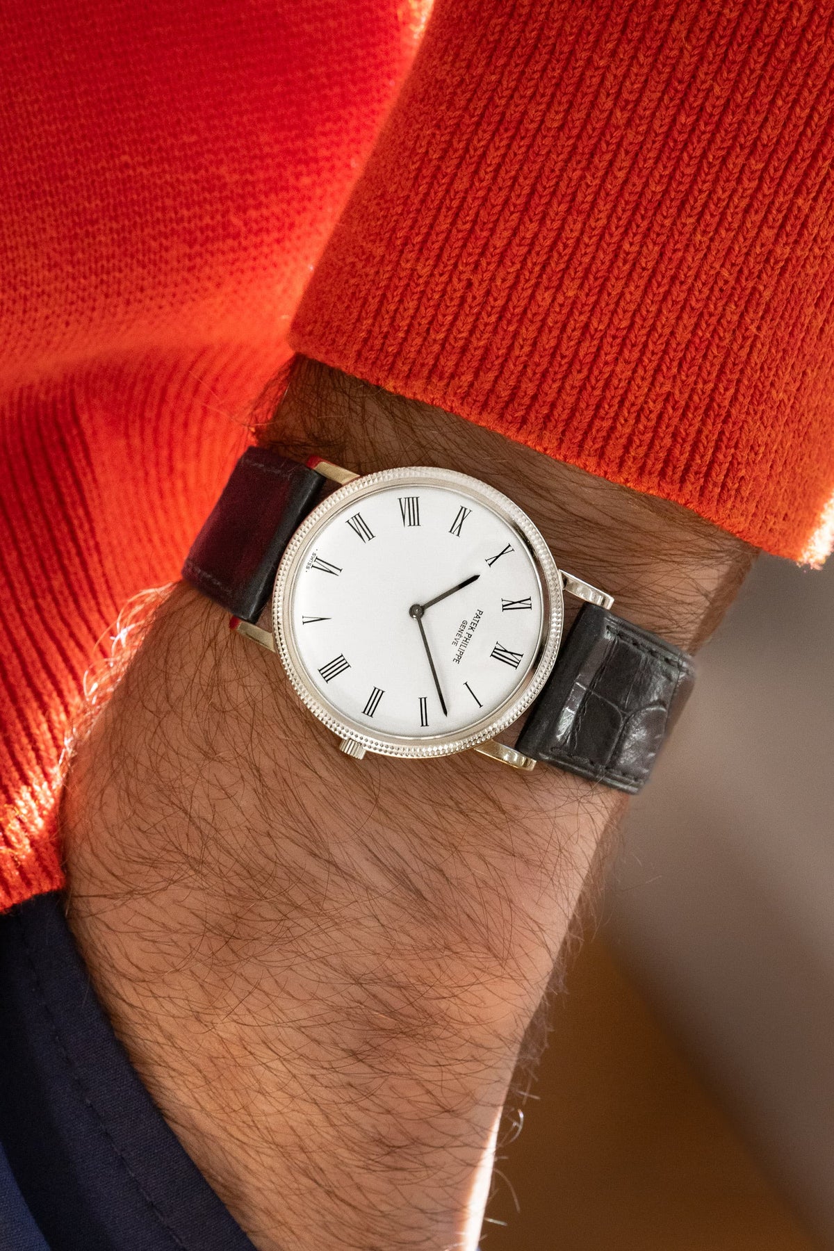 PYWT Patek Philippe Calatrava「Clous de Paris」ref. 3520D ホワイトゴールド、1986年頃 - リストショット