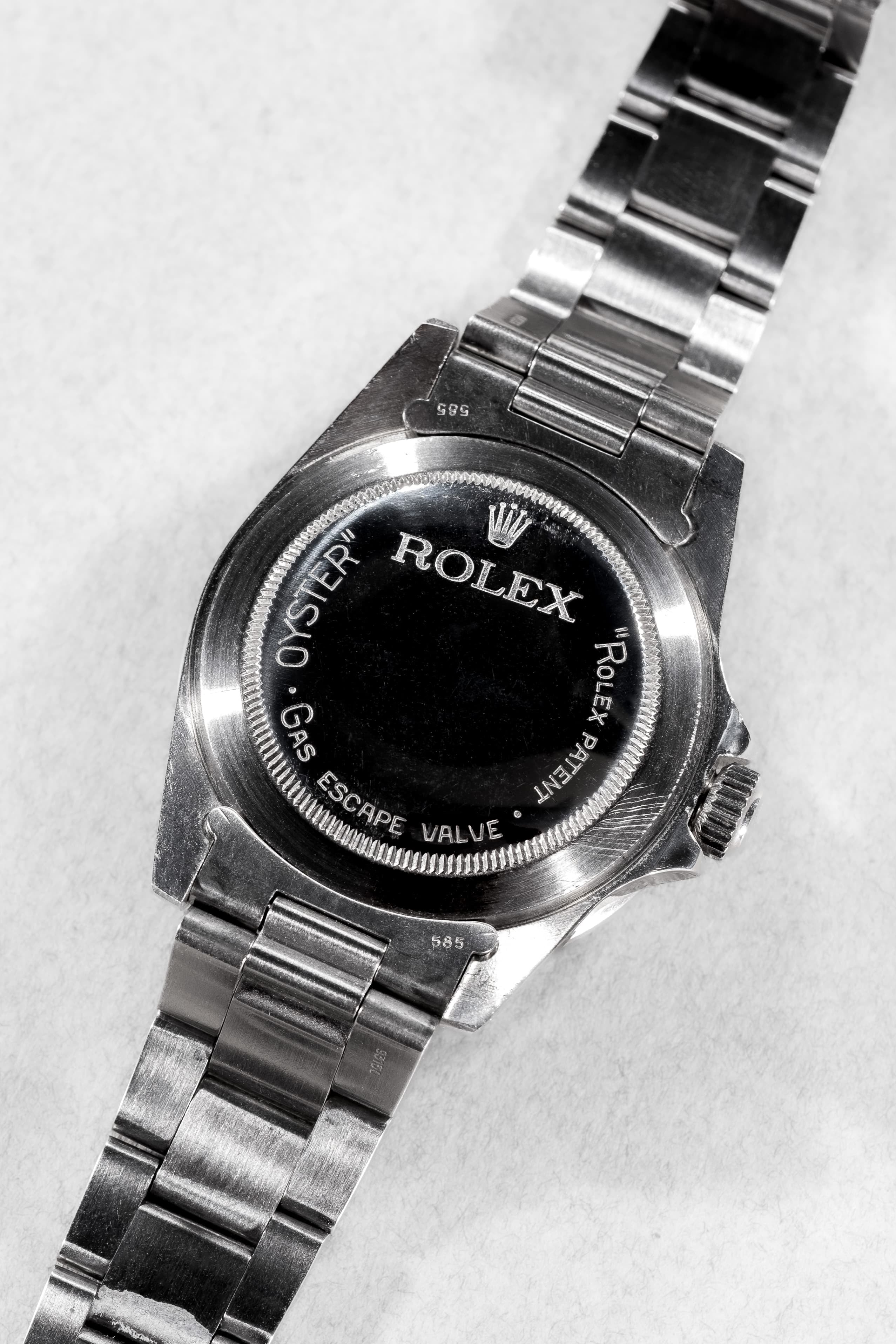 Q91J Superbe Rolex Sea-Dweller 1665 « Double Rouge » Mark IV de 1975 - Back