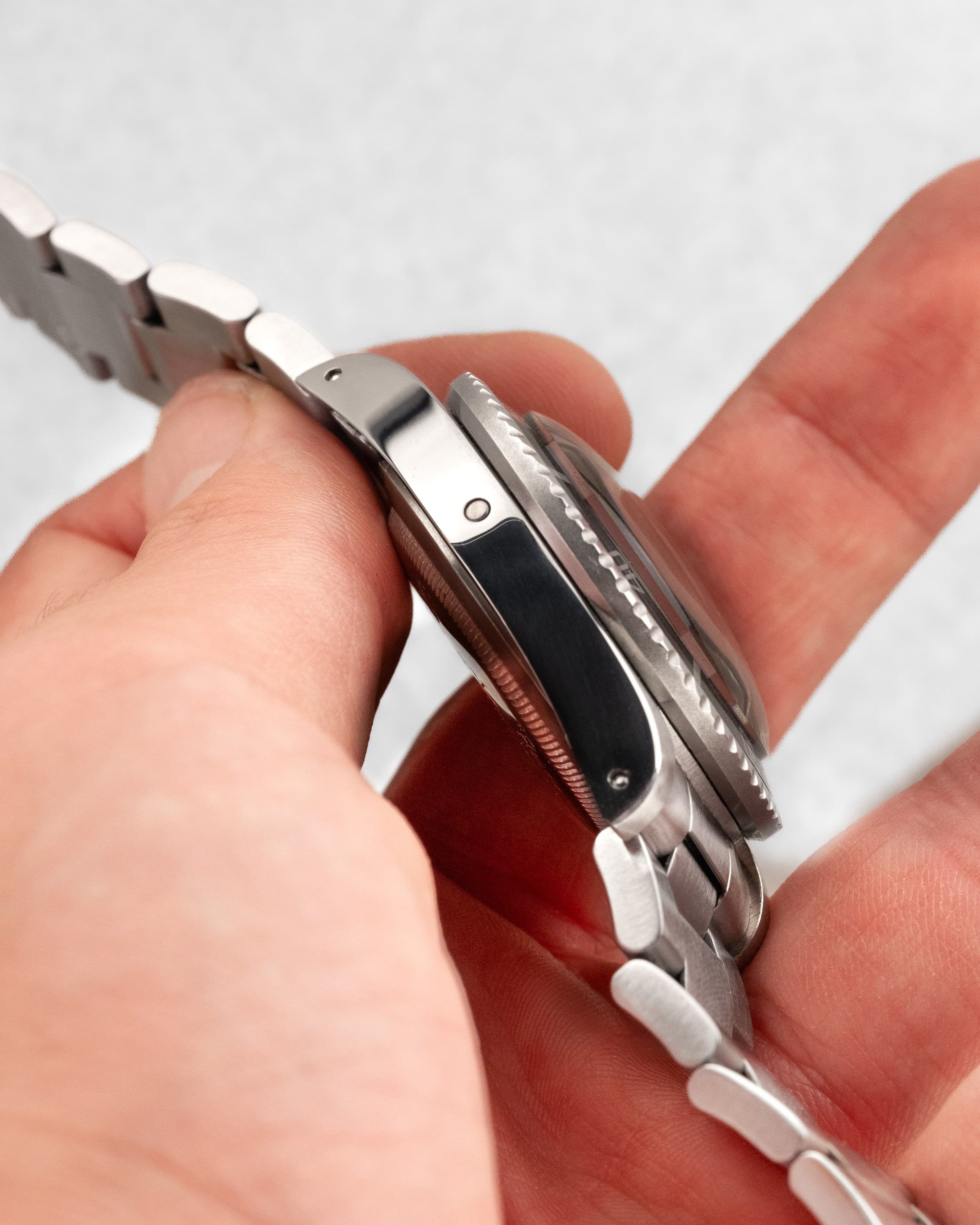 Q91J Superbe Rolex Sea-Dweller 1665 « Double Rouge » Mark IV de 1975 - Feature