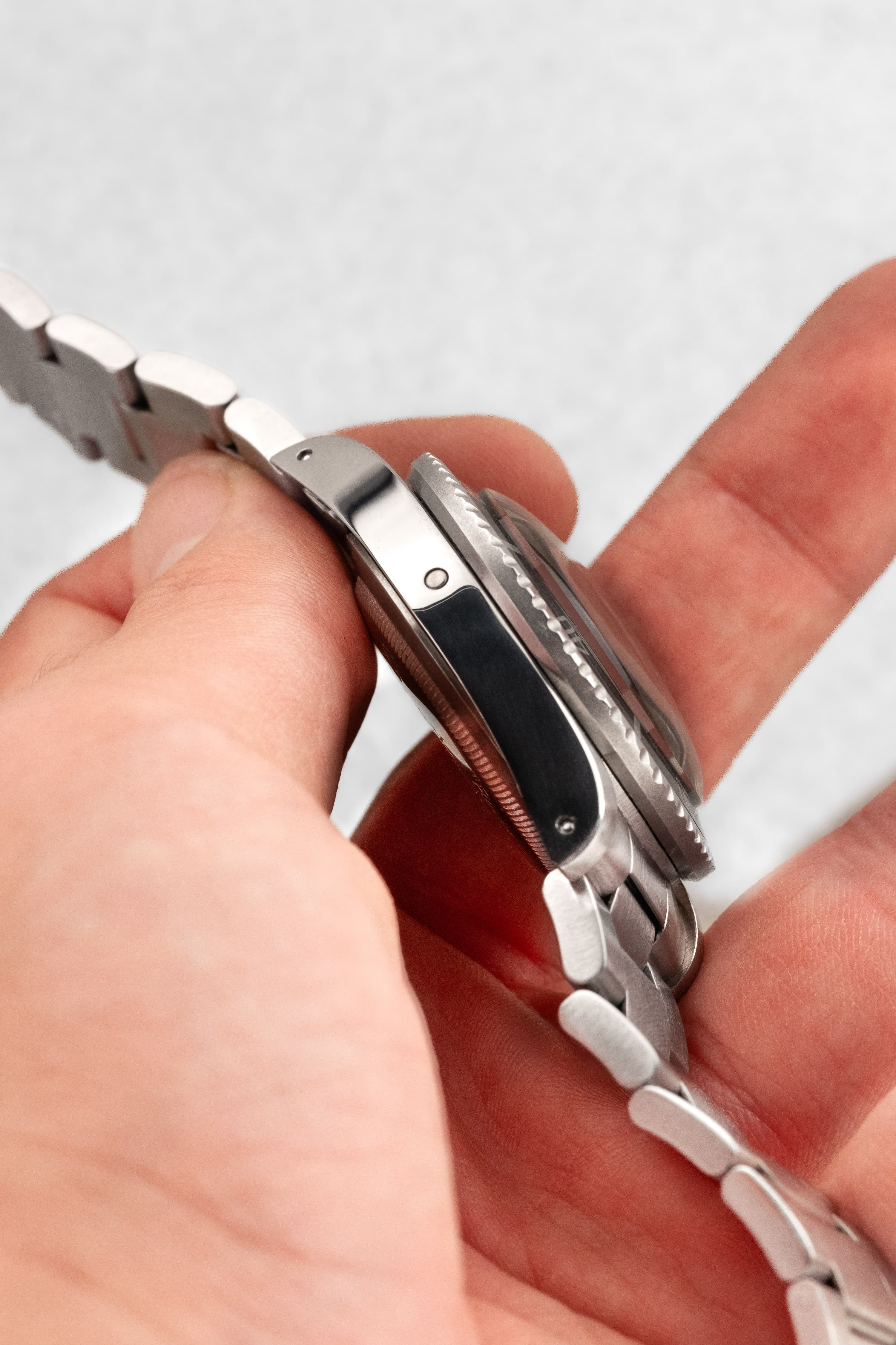 Q91J Superbe Rolex Sea-Dweller 1665 « Double Rouge » Mark IV de 1975 - Feature