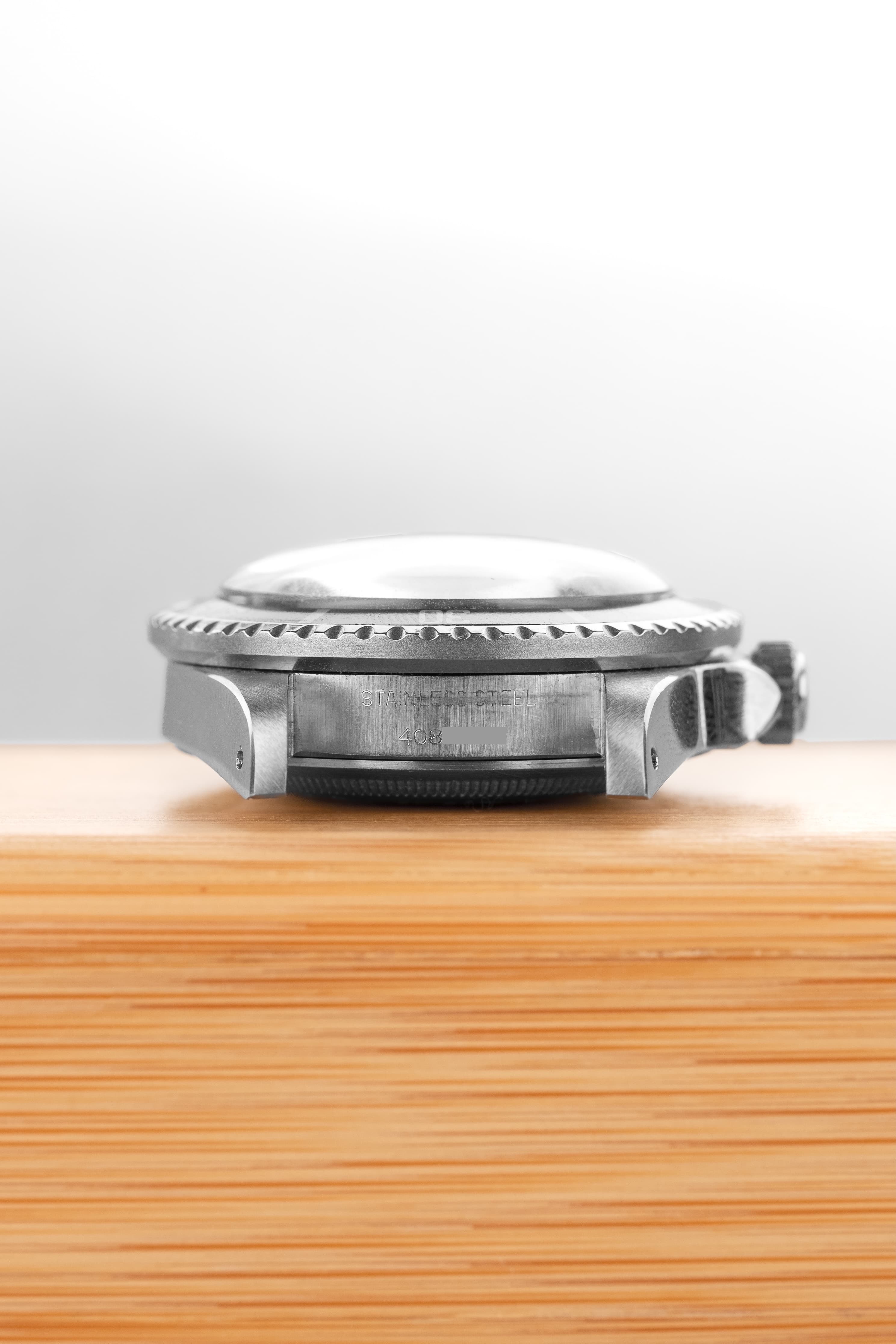 Q91J Superbe Rolex Sea-Dweller 1665 « Double Rouge » Mark IV de 1975 - Lugs - Serial