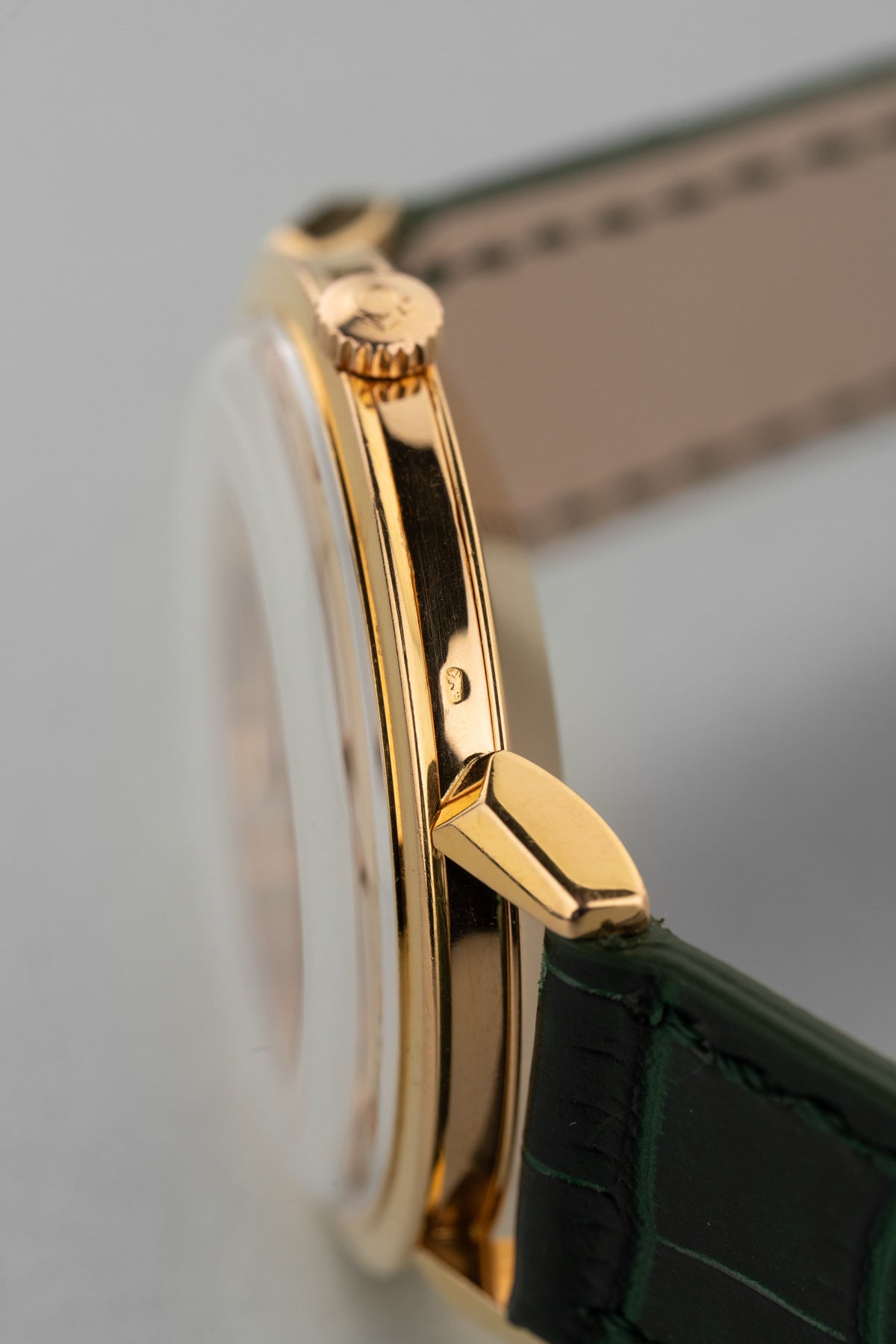 QAUA Rare Omega “Jumbo Automatic” Ref. 2861 in Yellow Gold, circa 1955 - Hallmark